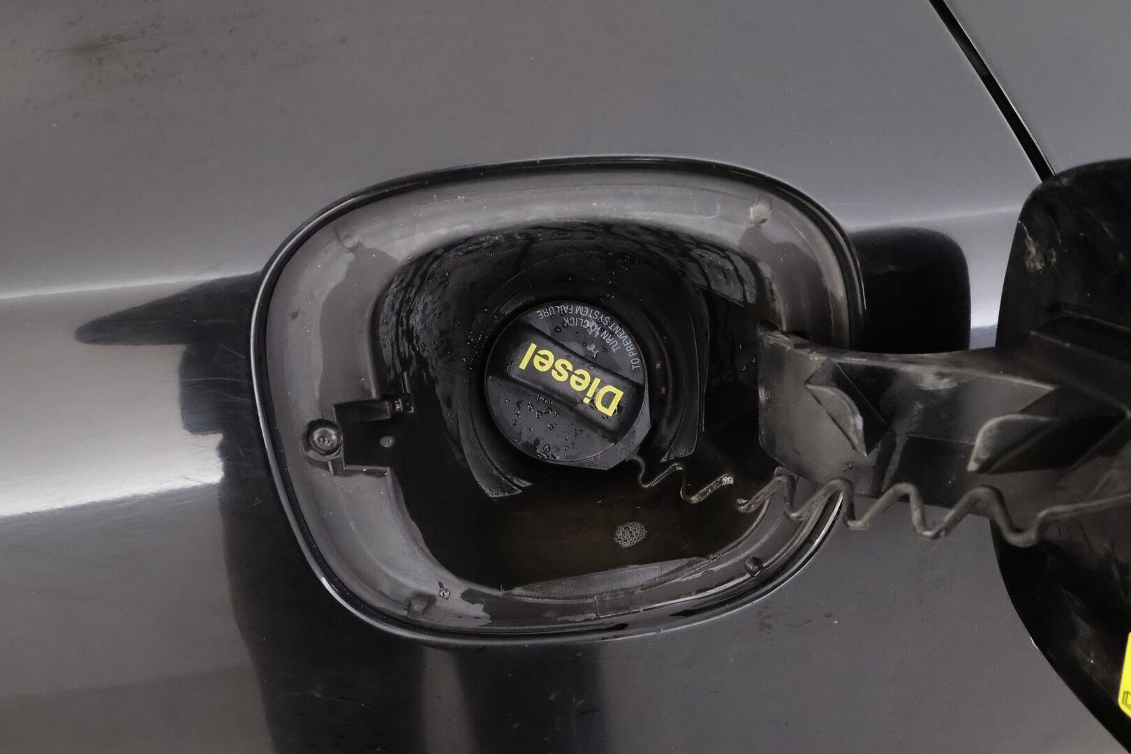 Volvo S60 2014 D2 Business aut * Webasto / P.tutka / Xenon / Vakkari / Navi / Bluetooth * - Suomi-auto / Kahdet renkaat aluvanteilla 