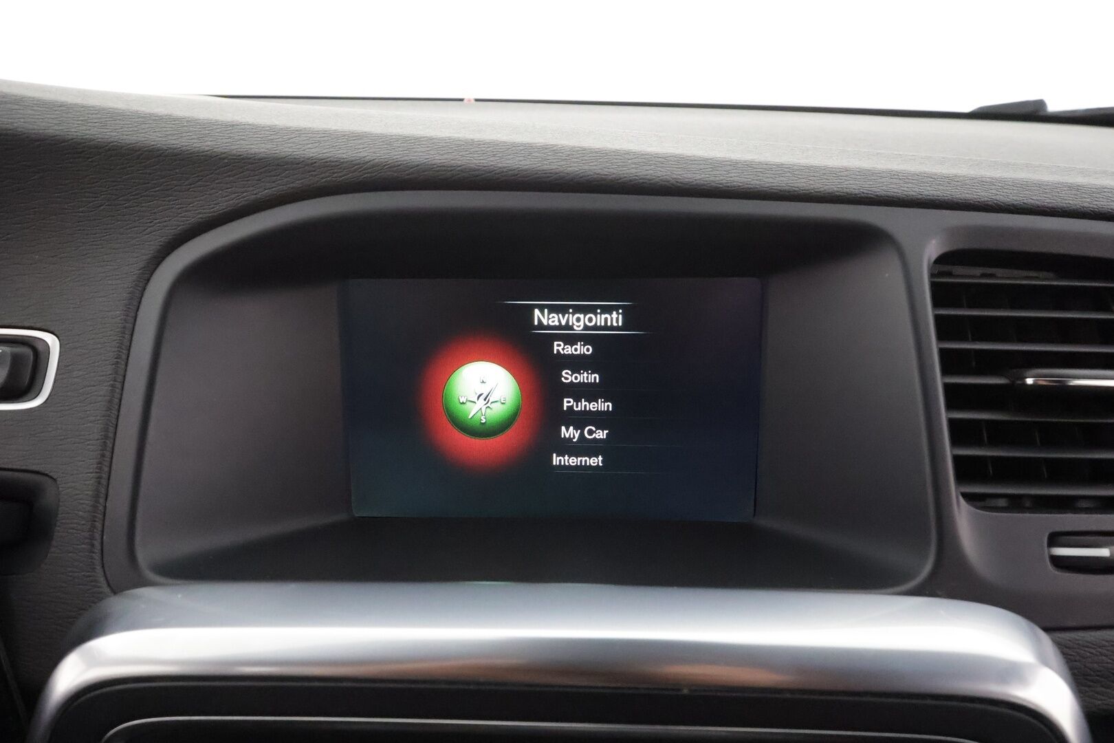 Volvo S60 2014 D2 Business aut * Webasto / P.tutka / Xenon / Vakkari / Navi / Bluetooth * - Suomi-auto / Kahdet renkaat aluvanteilla 
