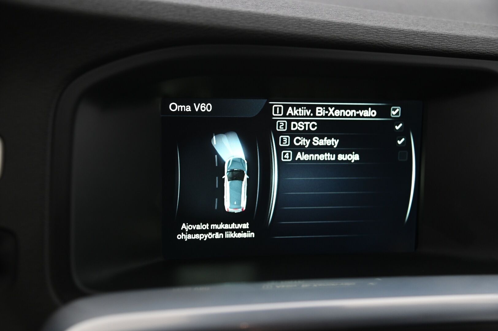 Volvo V60 2014 T3 Business aut *Webasto / Digimittaristo / Xenon / Vakkari* - *Juuri saapunut / Leimaa 6/2026*