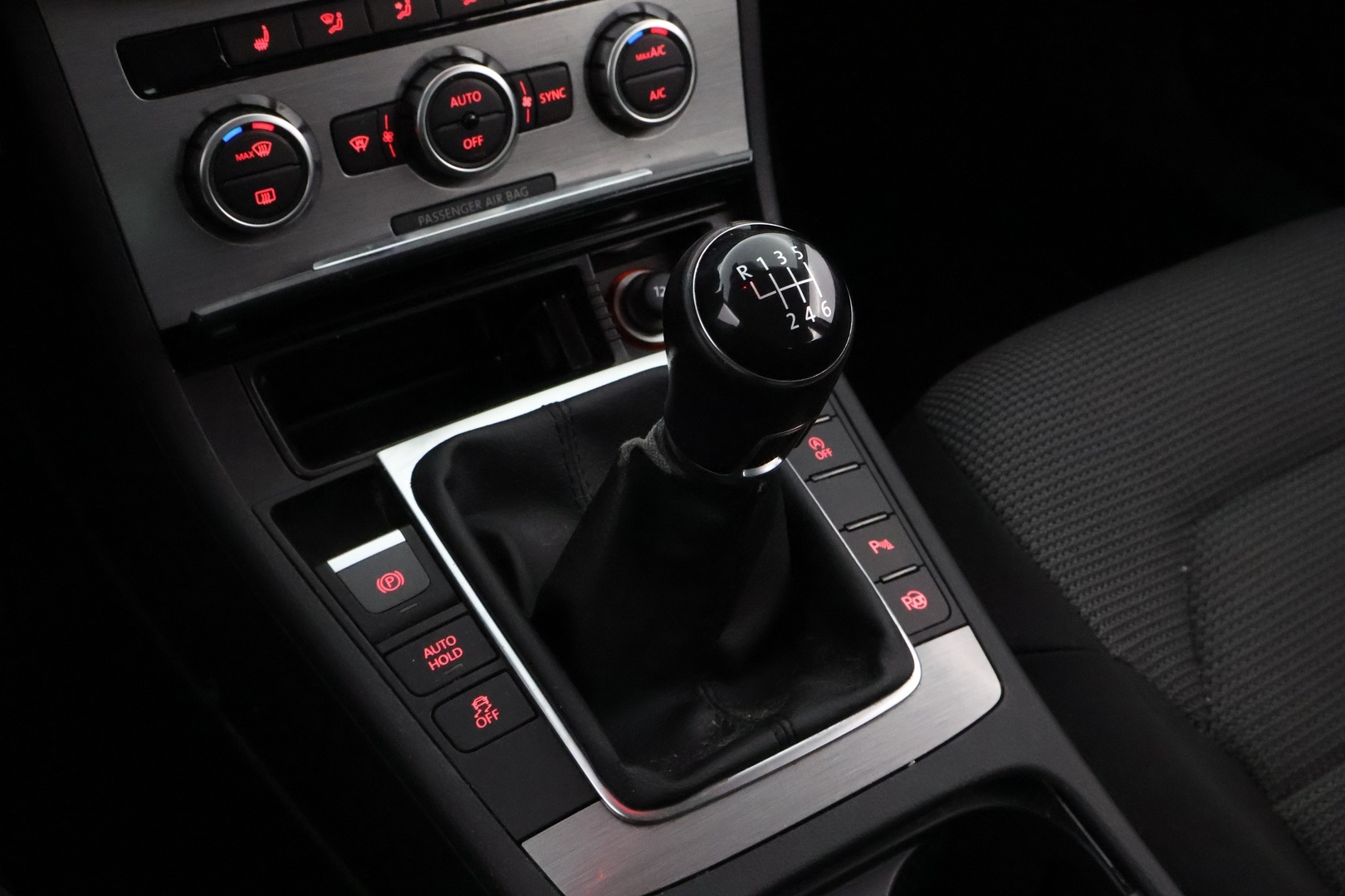 Volkswagen Passat 2014 Variant Luxline 1,4 TSI 90 kW (122 hv) BlueMotion Technology - YritysOutlet - Myydään vain yrityksille - Suomiauto / Jakopää juuri tehty!