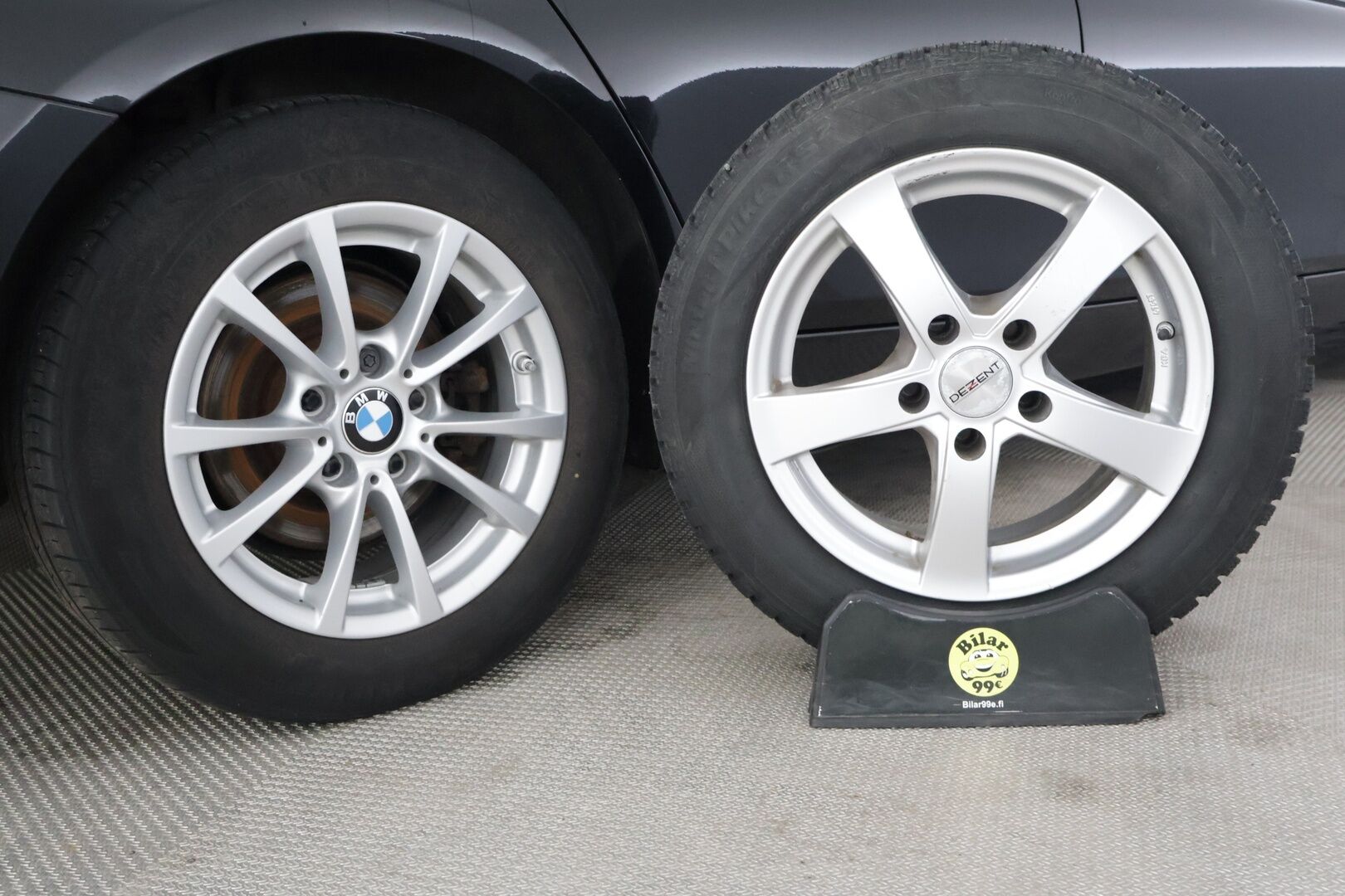 BMW 316 2014 F30 Sedan 316i TwinPower Turbo A Business Automatic** Tutka / Webasto / Vakkari / Kahdet renkaat** - Bluetooth audio / Kummatkin renkaat ajokuntoiset! / CD-Soitin *