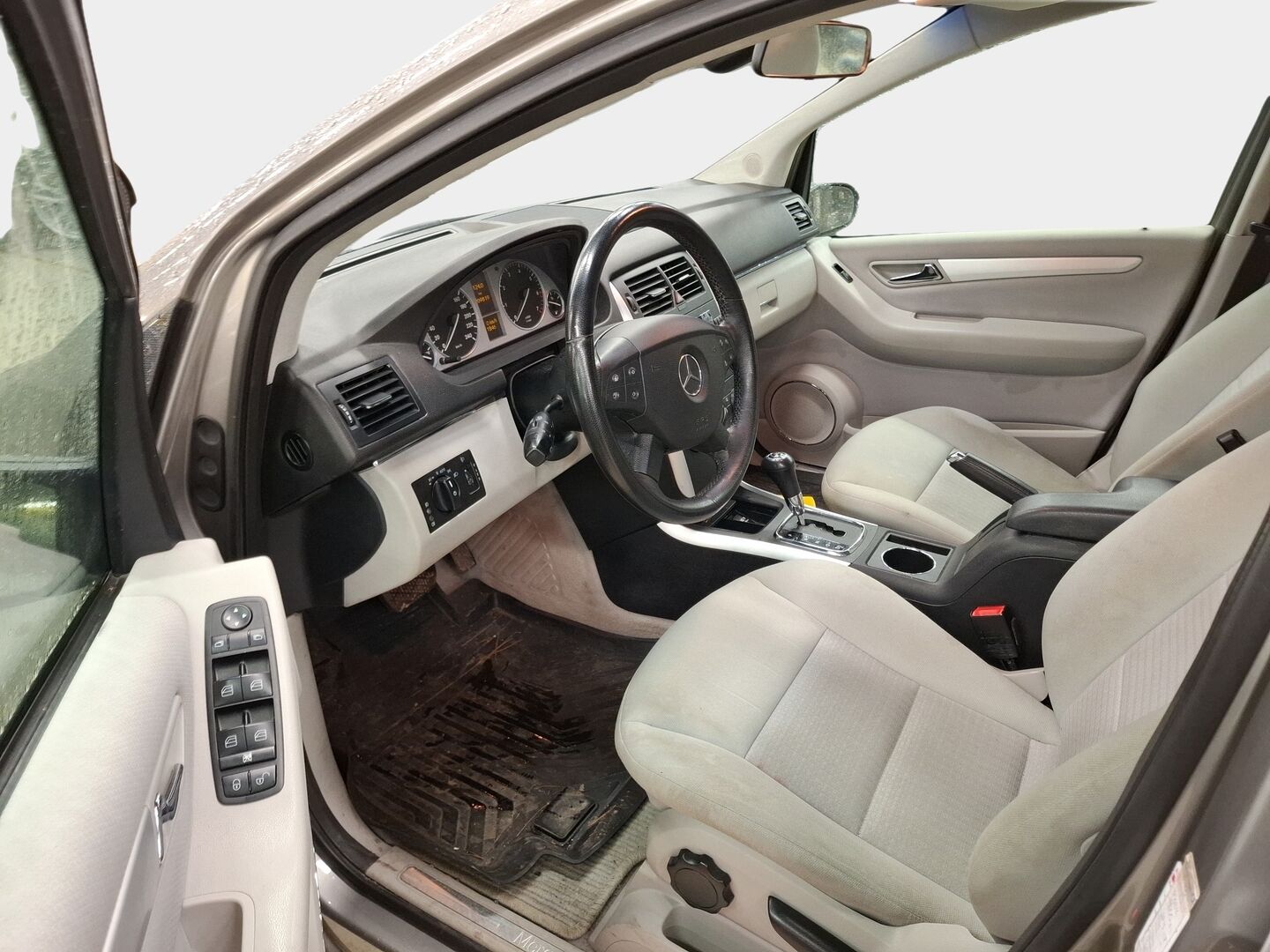 Mercedes-Benz B 2006 B 170 Farmari (AC) 5ov 1690cm3 *YritysOutlet - Myydään vain yrityksille* Vetokoukku / Webasto / Automaatti / Sähköpeilit * - *YritysOutlet - Myydään vain yrityksille* Juuri saapunut / Siistikuntoinen *