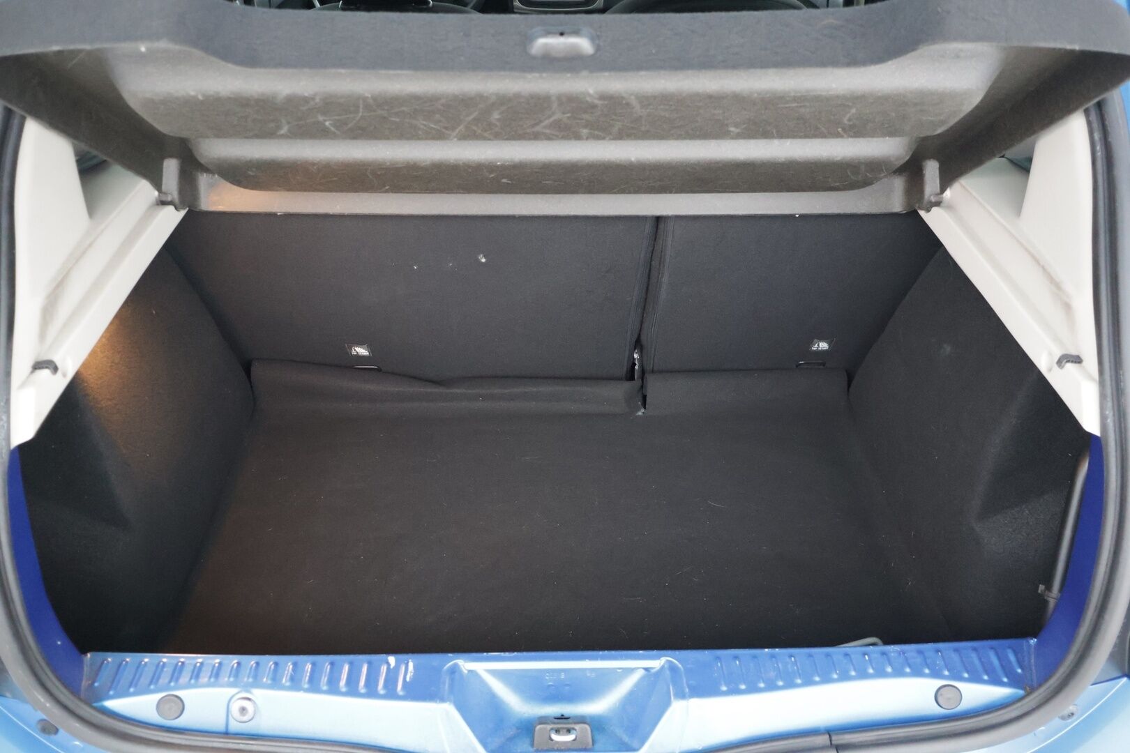 Dacia Sandero 2014 Stepway TCe 90 Prestige **Cruise / Kahdet renkaat / Lohko / Tutka** - Huoltokirja / Hyvät renkaat!