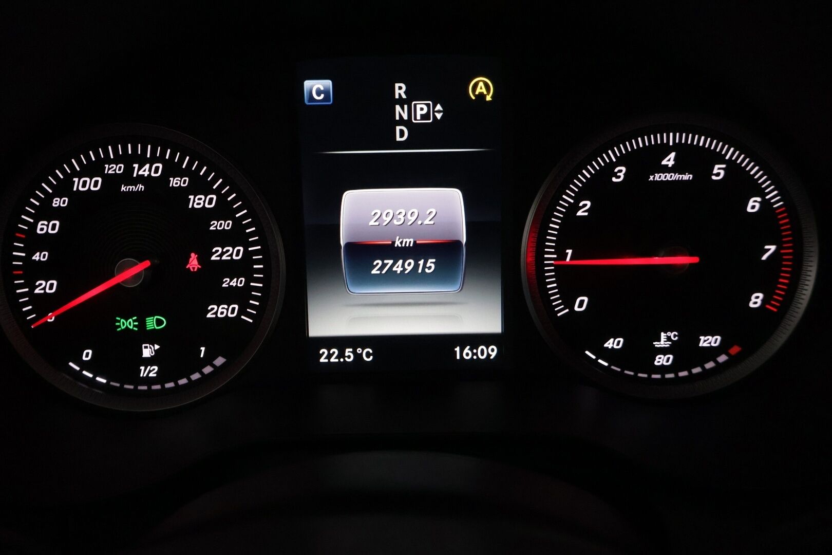Mercedes-Benz C 2015 180 T A Premium Business *YritysOutlet - Myydään vain yrityksille* - Suomi-auto | LED | Vakkari | Lohko | Koukku | 2x renkaat