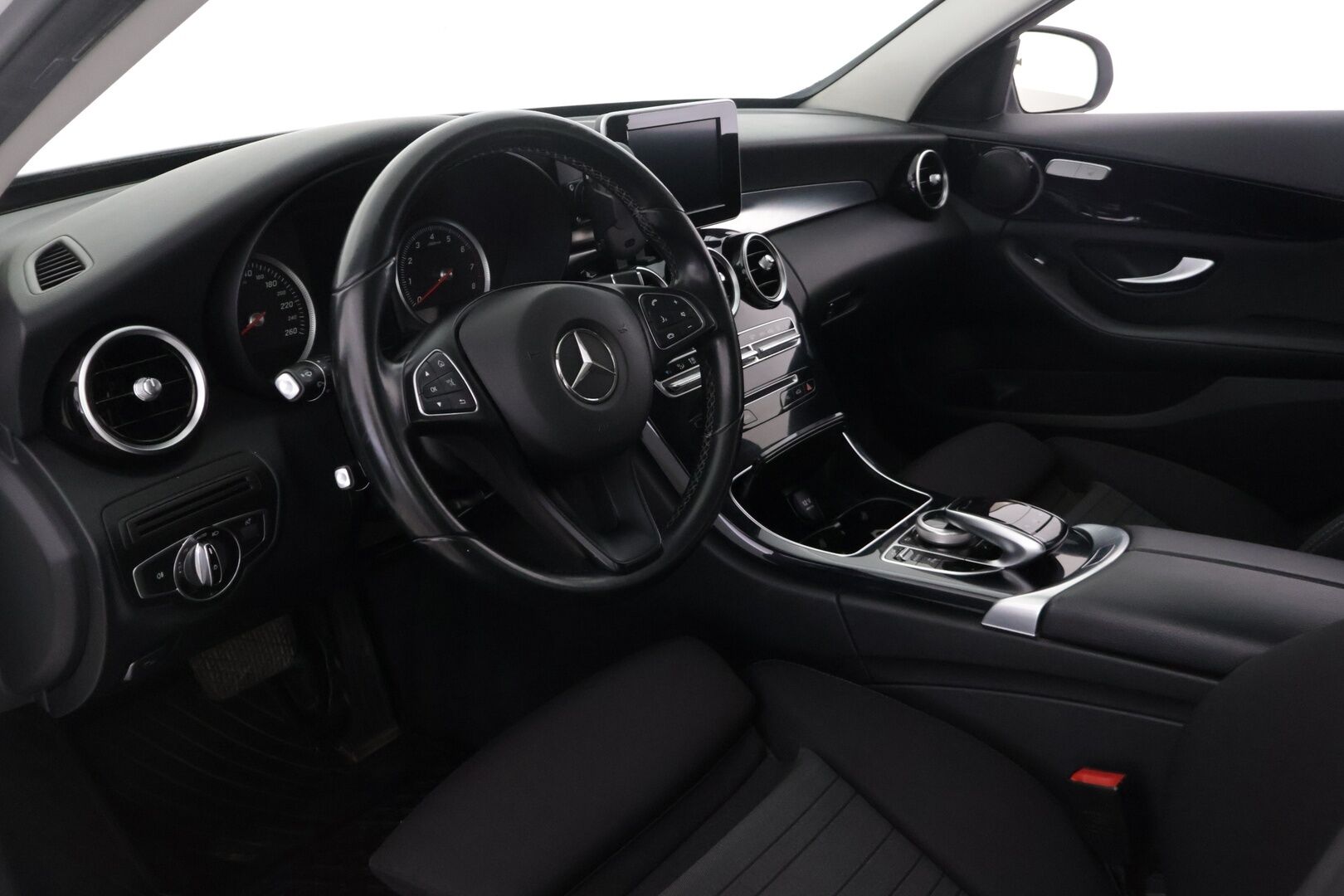 Mercedes-Benz C 2015 180 T A Premium Business *YritysOutlet - Myydään vain yrityksille* - Suomi-auto | LED | Vakkari | Lohko | Koukku | 2x renkaat