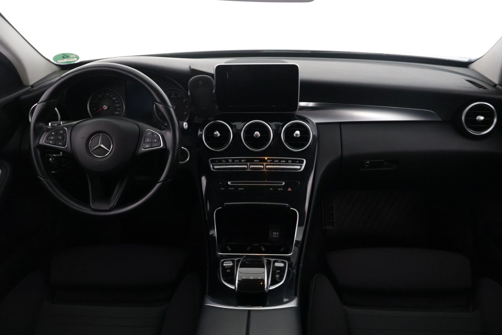 Mercedes-Benz C 2015 180 T A Premium Business *YritysOutlet - Myydään vain yrityksille* - Suomi-auto | LED | Vakkari | Lohko | Koukku | 2x renkaat