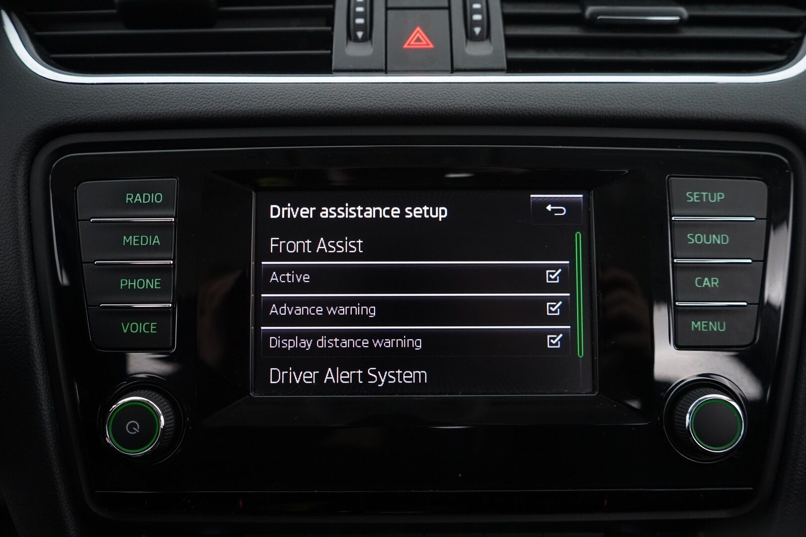 Skoda Octavia 2015 1.4 TSI Combi Elegance DSG Autom. *Webasto / Koukku / KeylessGo / Tutkat* - Suomi-auto! Jakohihna tehty 100tkm kohdalla! Kahdet renkaat alumiinivanteilla