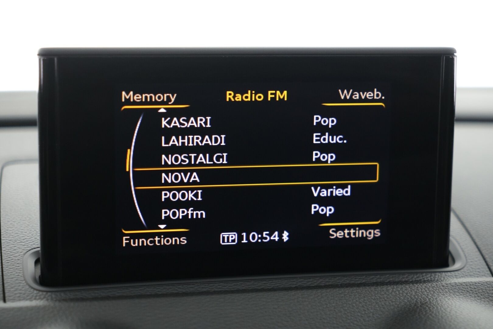 Audi A3 2015 Sportback Business Sport 1,6 TDI 81 kW S tronic * Webasto / B&O / Suomi-auto / Vakkari *