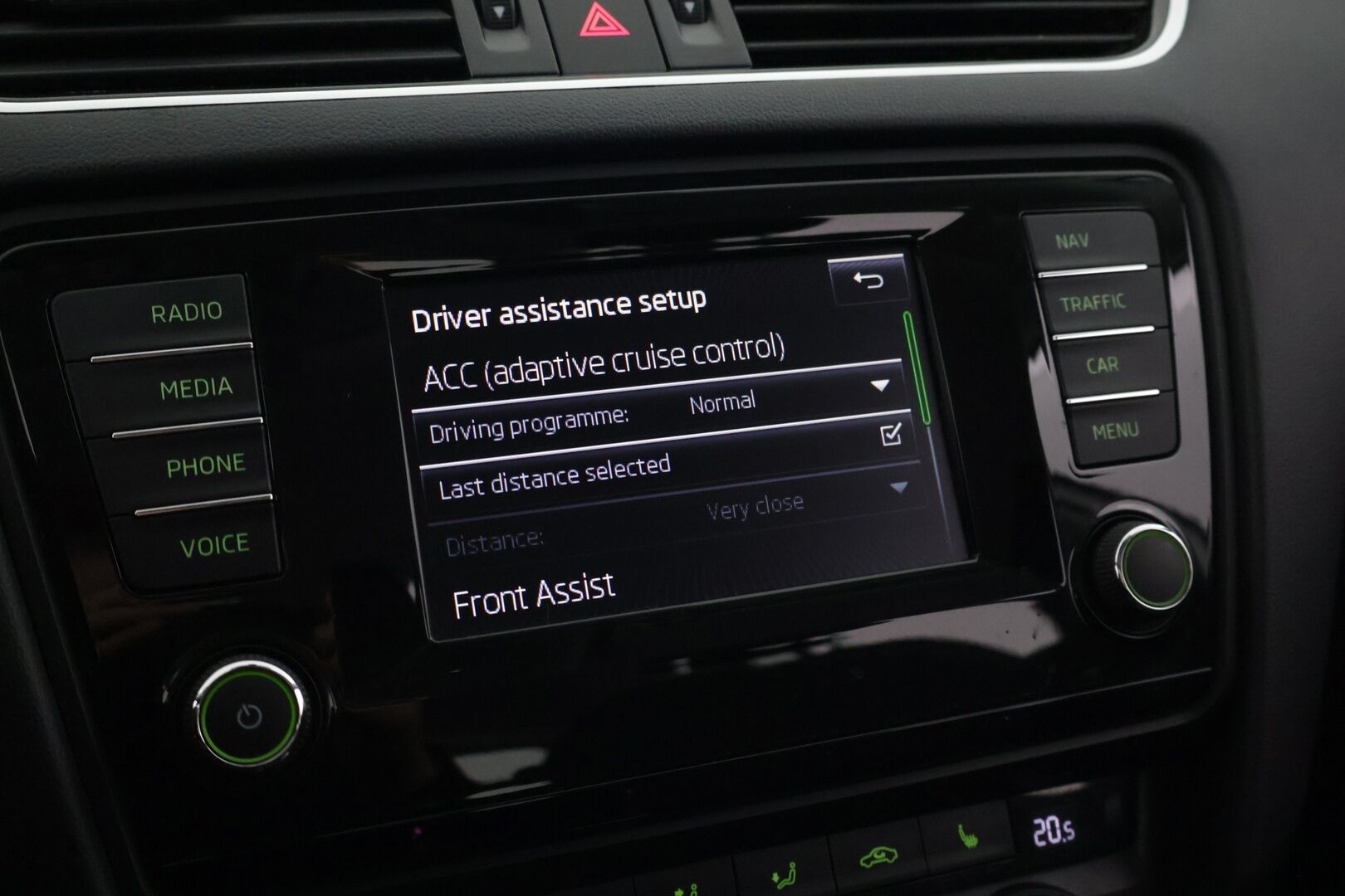 Skoda Octavia 2015 Combi 2,0 TDI 150 Elegance DSG Autom. - ACC | Webasto | Koukku | Keyless | Navi | Lämmitettävä tuulilasi | Suomi-auto