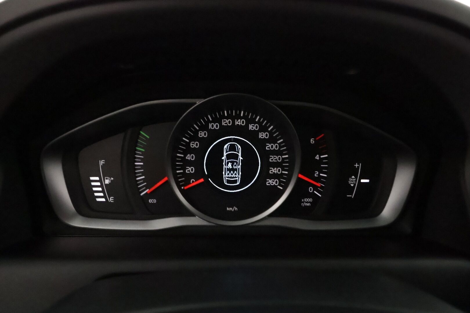 Volvo XC60 2015 D4 Momentum **Suomi-auto / Webasto / Xenon / P.Tutka / Puolinahat / Vakkari / Kahdet Renkaat**