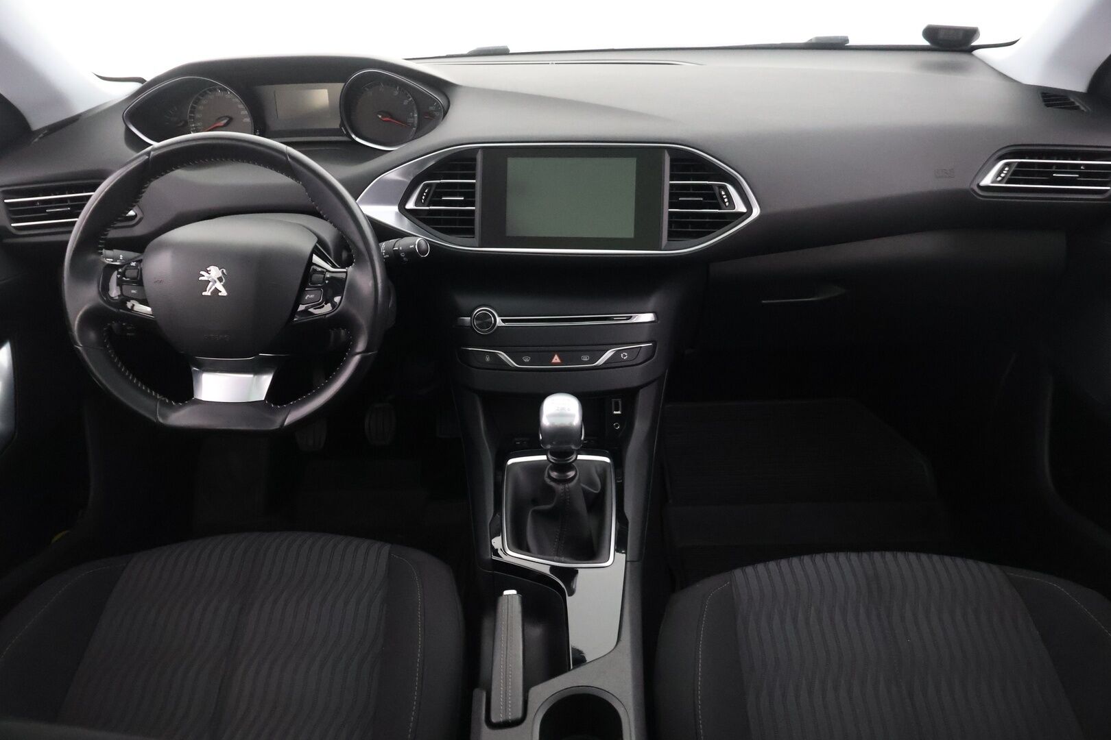 Peugeot 308 2015 Active PureTech 130 - | Vakionopeudensäädin | Lasikatto | Bluetooth | Jakohihna juuri vaihdettu | 2x Renkaat | Suomi-auto |