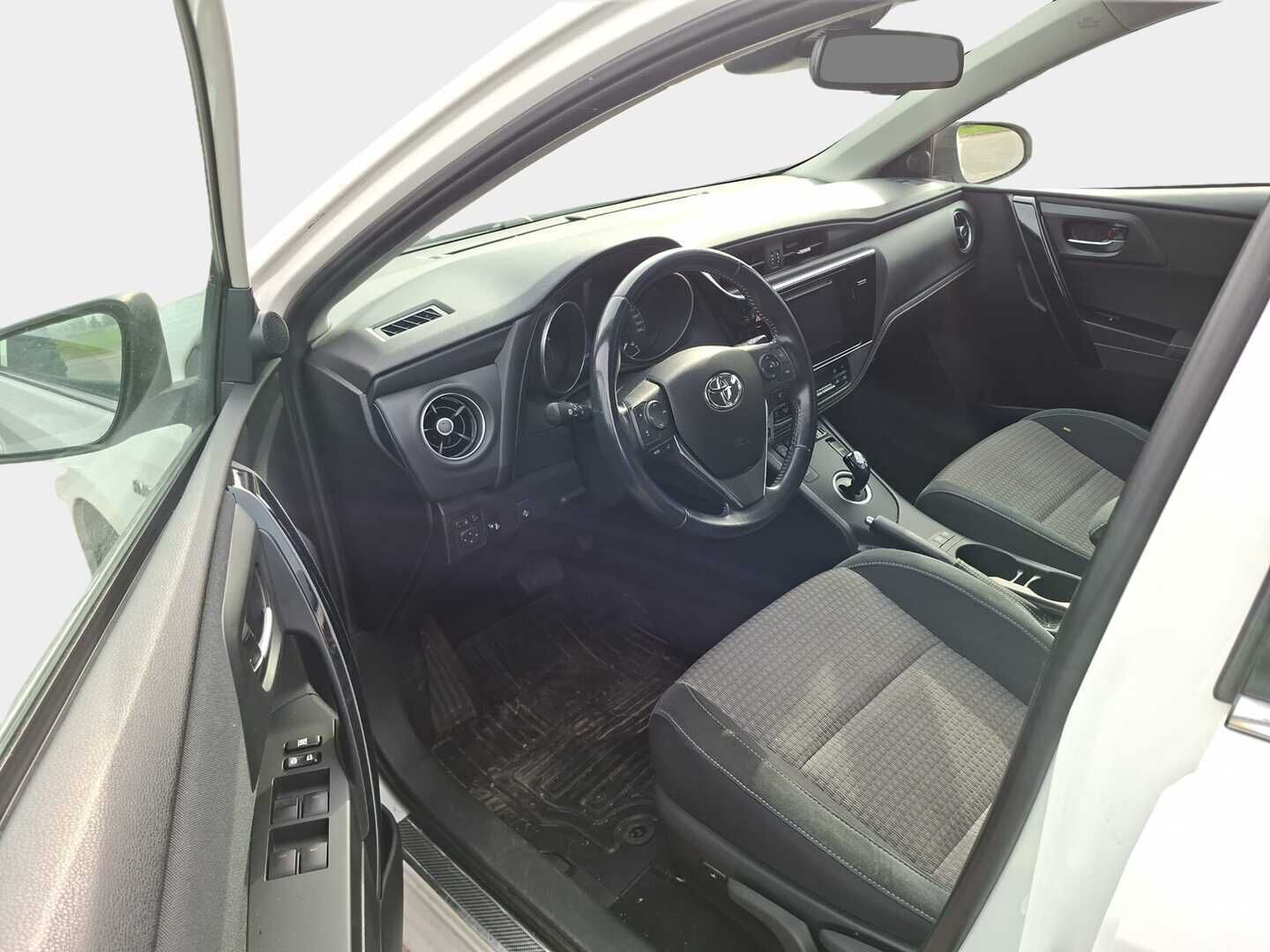 Toyota Auris 2017 1,8 Hybrid Active Comfort - | P-Kamera | KeylessGo | Vakkari | Xenon | Huippusiisti! |