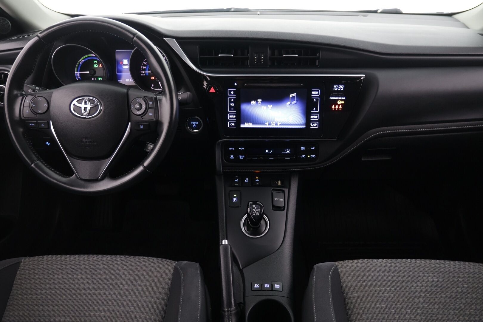 Toyota Auris 2018 1,8 Hybrid Active Comfort - | P-Kamera | KeylessGo | Vakkari | Kaistavahti | Huippusiisti! |