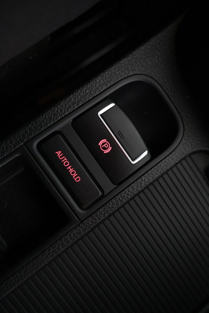 Volkswagen Sharan 2015 Family Edition Comfortline 2,0 TDI 103 kW (140 hv) BMT DSG-automaatti