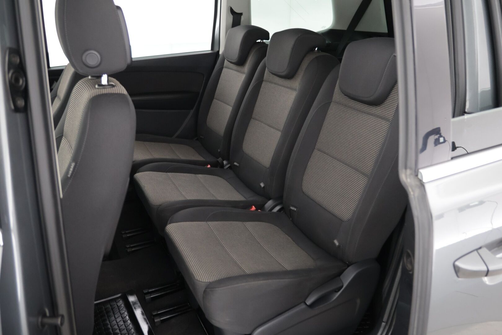 Volkswagen Sharan 2015 Family Edition Comfortline 2,0 TDI 103 kW (140 hv) BMT DSG-automaatti