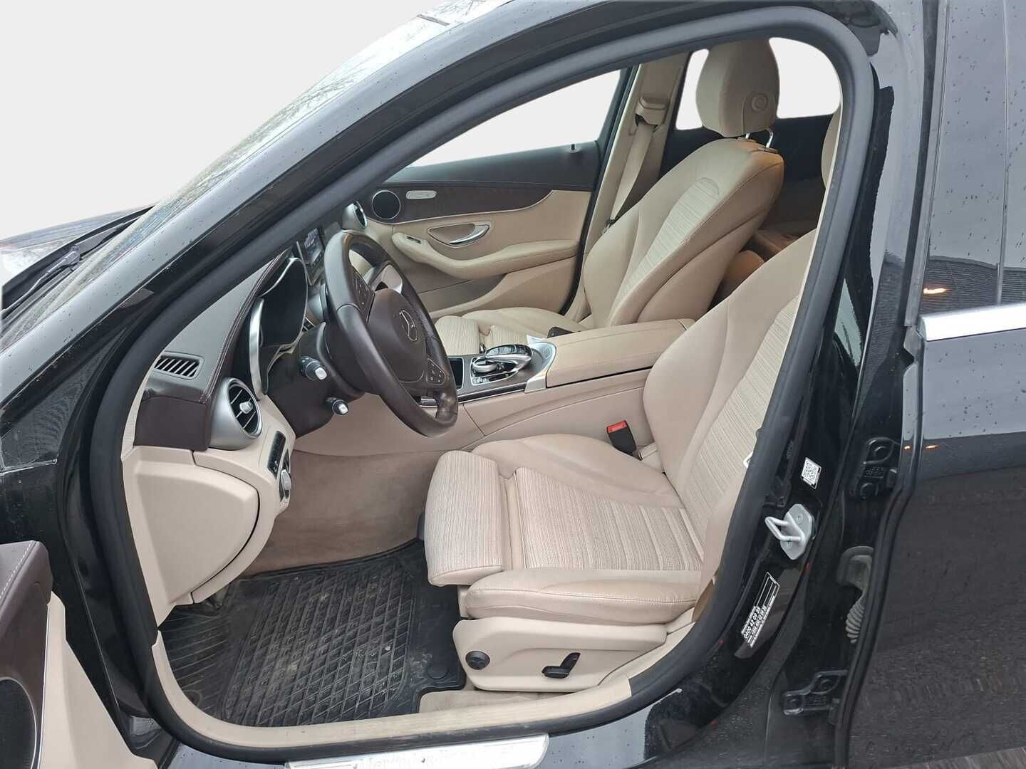 Mercedes-Benz C 2016 200 T 4Matic 30 Years Edition / 360-kamera / Webasto / Vakkari - Tyylikäs / Nelikko / Vaalea sisusta - HULLUT AVAJAISHULINAT KORKOTARJOUS 3,29 %