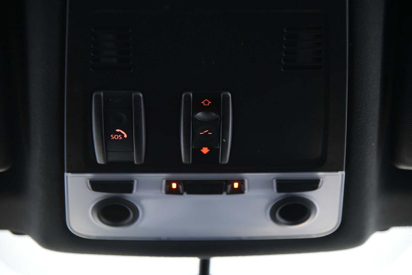 BMW X1 2013 sDrive16d TwinPower Turbo E84 Business xLine / Sporttinahat / HiFi / Prof.navi / Panorama - Tutkat / 2x renkaat / Huoltokirja - Osta nyt, maksa vasta ensi vuonna