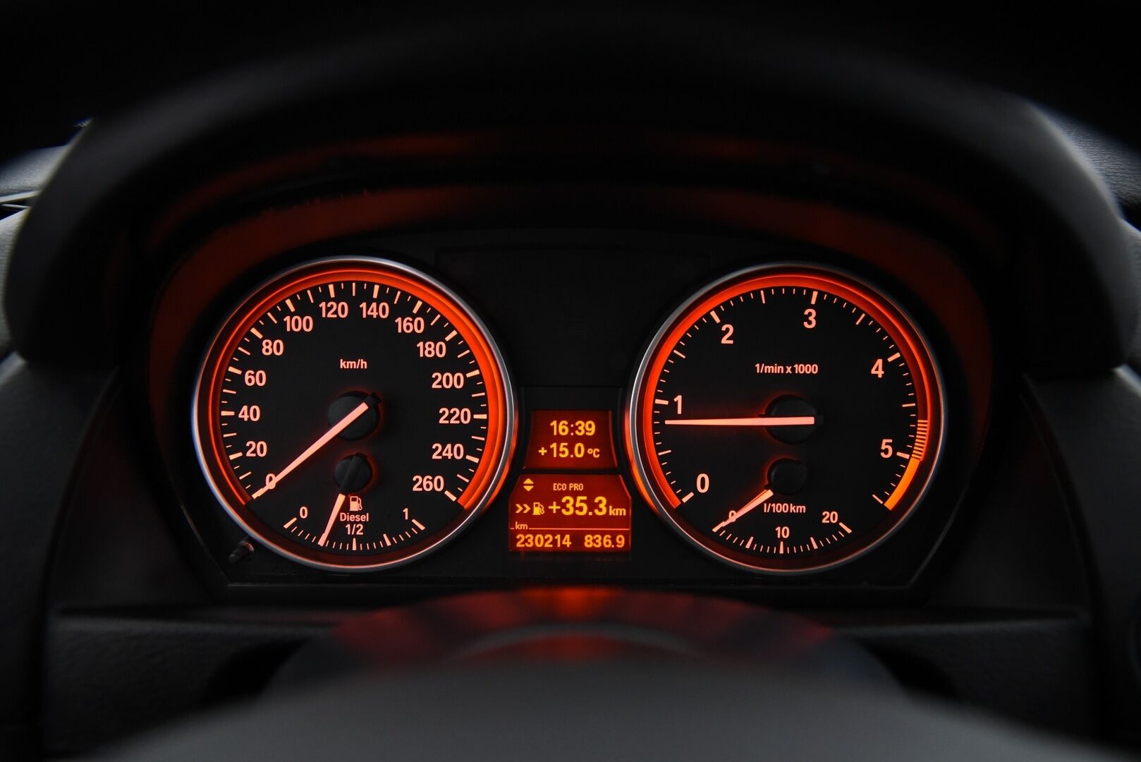 BMW X1 2013 sDrive16d TwinPower Turbo E84 Business xLine / Sporttinahat / HiFi / Prof.navi / Panorama - Tutkat / 2x renkaat / Huoltokirja - Osta nyt, maksa vasta ensi vuonna