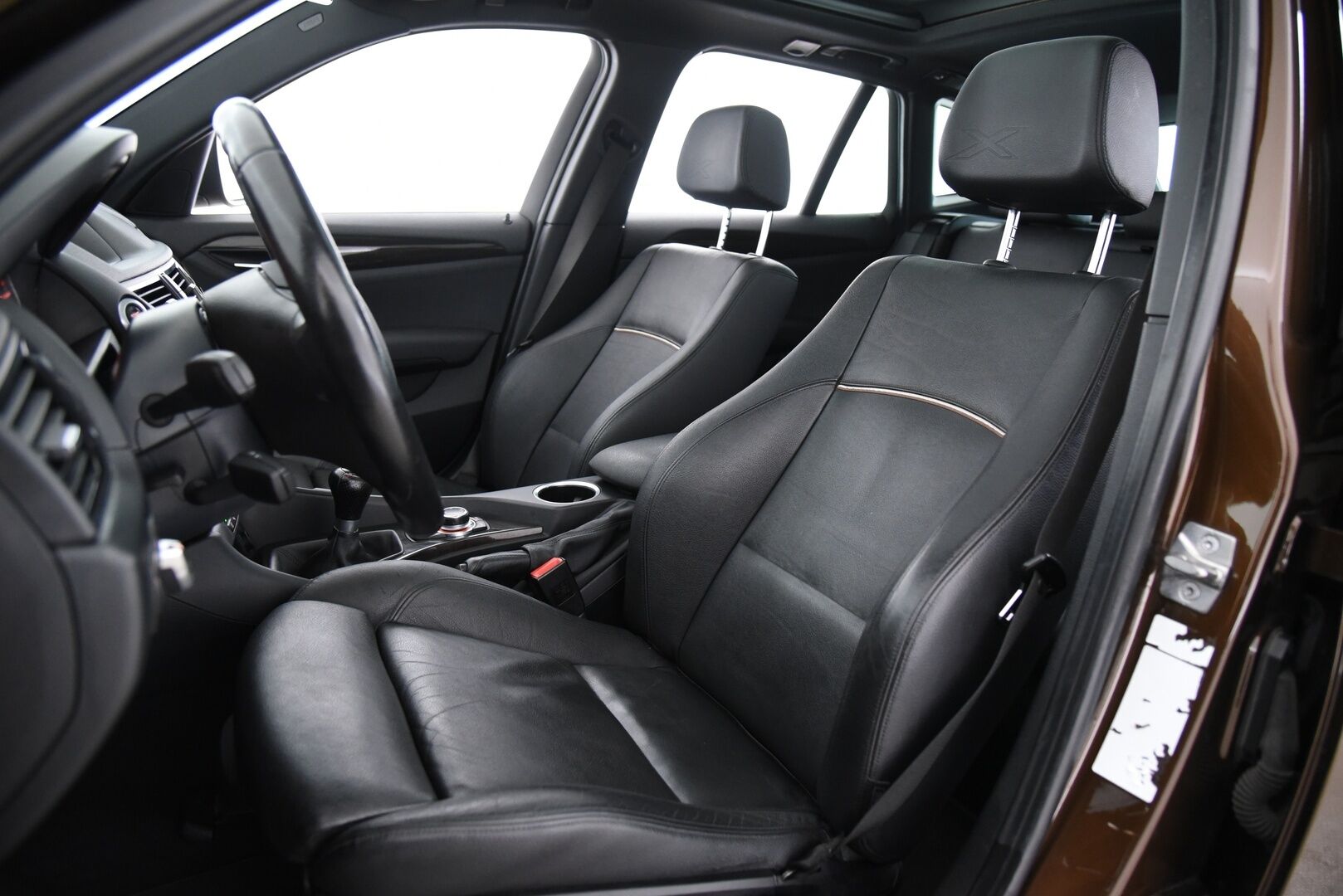 BMW X1 2013 sDrive16d TwinPower Turbo E84 Business xLine / Sporttinahat / HiFi / Prof.navi / Panorama - Tutkat / 2x renkaat / Huoltokirja - Osta nyt, maksa vasta ensi vuonna