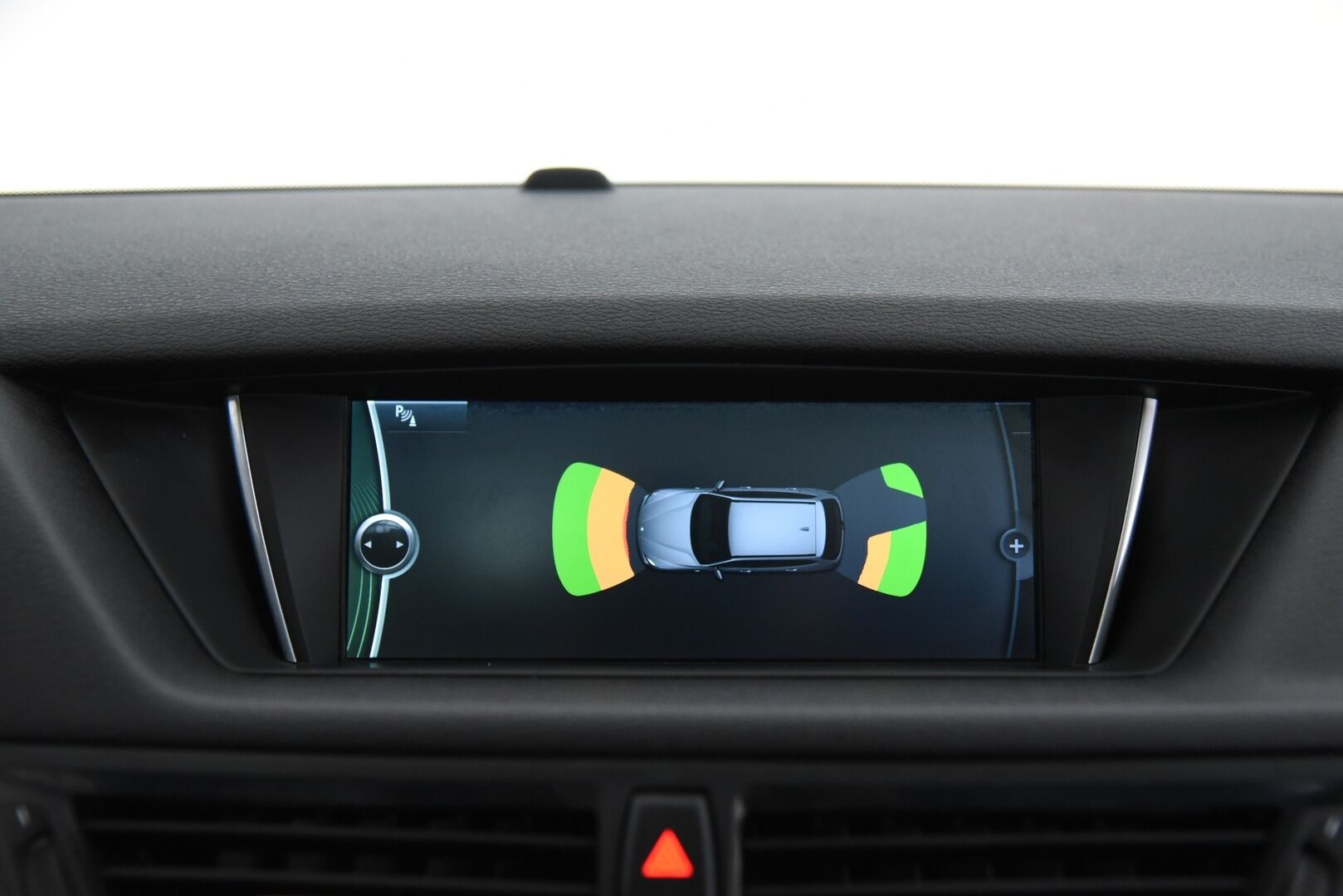 BMW X1 2013 sDrive16d TwinPower Turbo E84 Business xLine / Sporttinahat / HiFi / Prof.navi / Panorama - Tutkat / 2x renkaat / Huoltokirja - Osta nyt, maksa vasta ensi vuonna