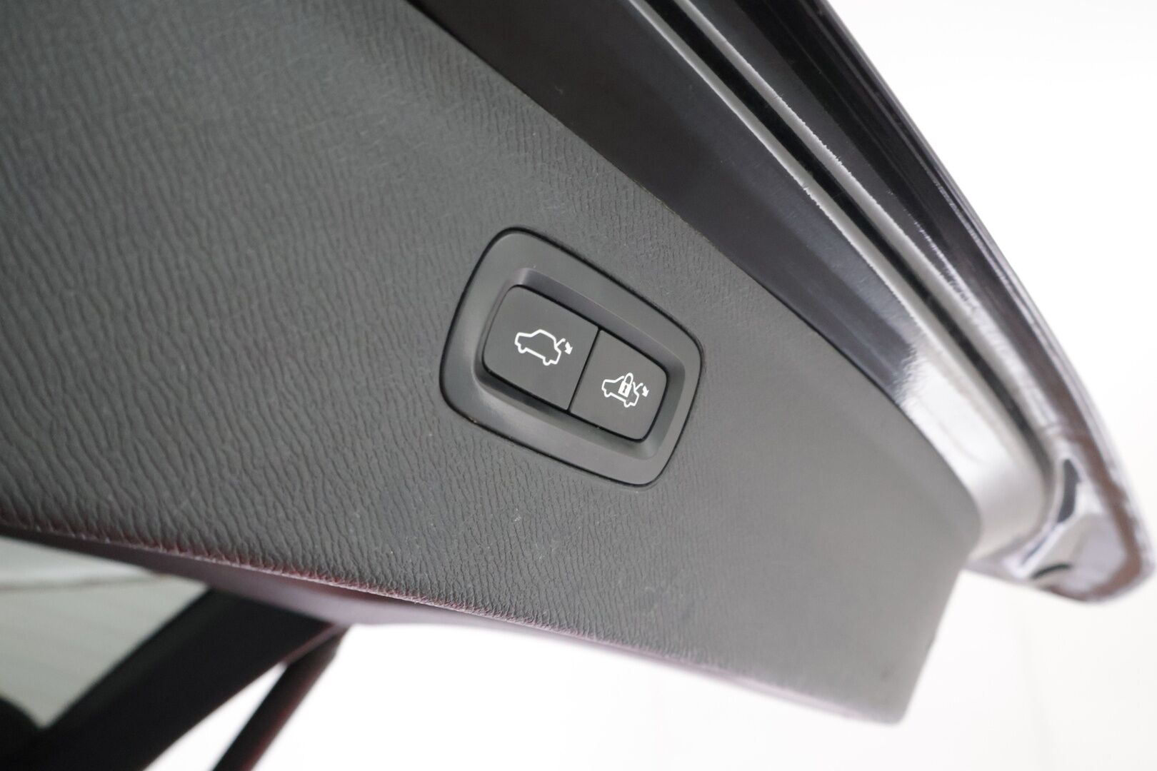 Volvo XC90 2016 T8 Twin Engine AWD Inscription aut * Bowers & Wilkins / 7.p / Panoraama / HUD / 360° Kamera / Vetokoukku /  Pilot-assist / Webasto * - * Ilmajousitus / Merkkihuollettu *