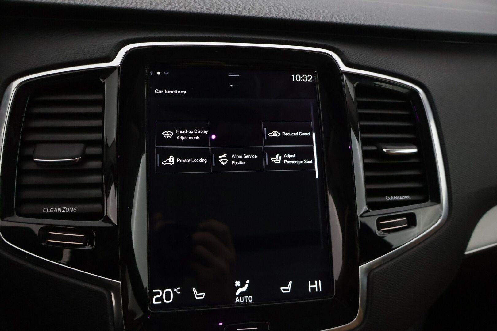 Volvo XC90 2016 T8 Twin Engine AWD Inscription aut - | Ilmajousitus | Bowers & Wilkins | 7.p | Panoraama | HUD | 360° Kamera | Vetokoukku | Pilot-assist | Webasto |