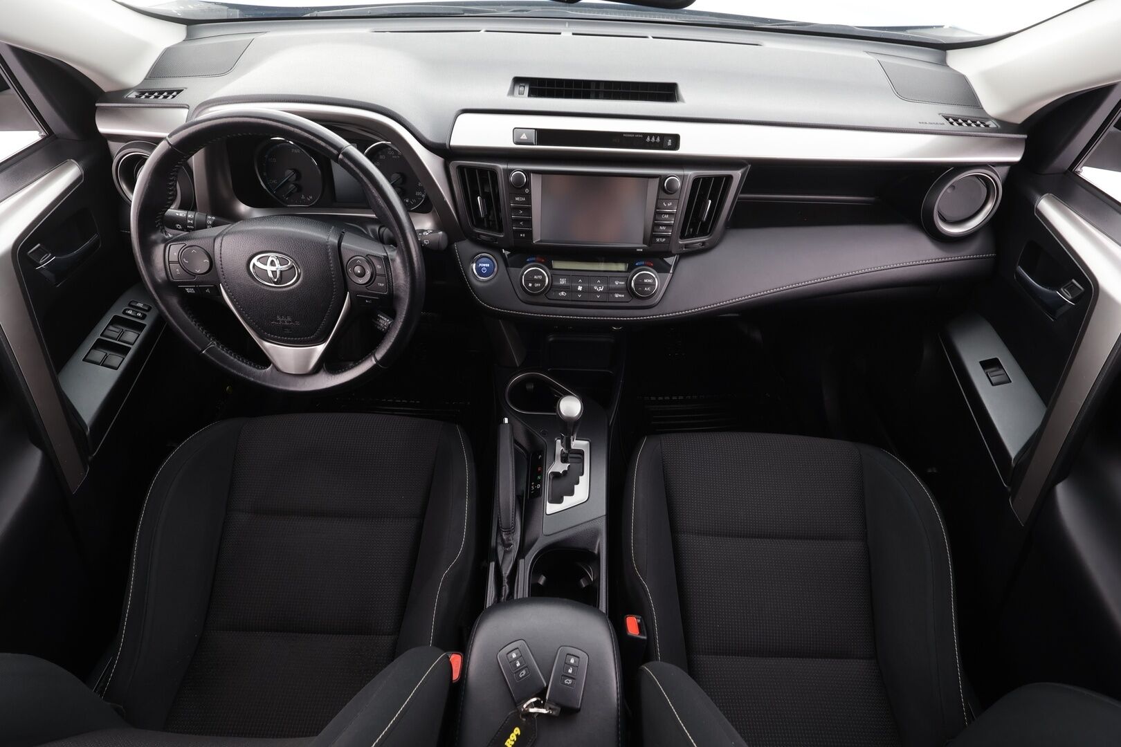 Toyota RAV4 2016 2,5 Hybrid FWD Active * ACC / LED / P.Kamera / Kaistavahti / Navi / Keyless * - Suomi-auto / Merkkihuollot / Kahdet renkaat aluvanteilla - HULLUT AVAJAISHULINAT KORKOTARJOUS 3,29 %