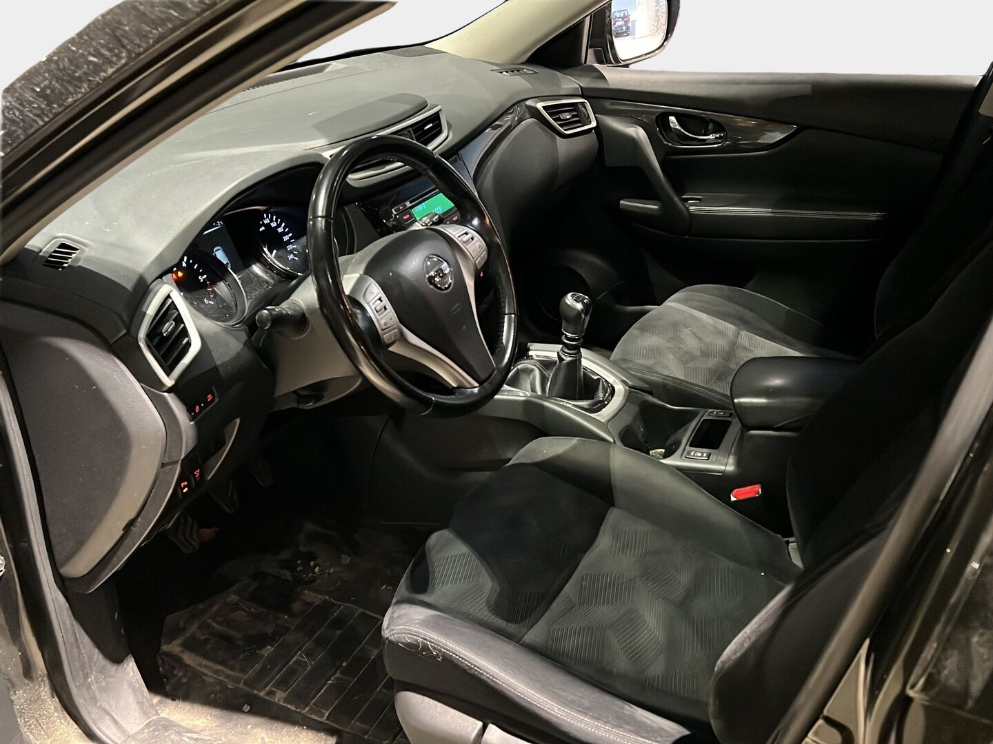 Nissan X-Trail 2016 dCi 130 Acenta 2WD 6 MT 7 Seats E6 * Suomiauto / Panorama / Lohko & Sisäpistoke / Vakkari / 7-Paikkainen / Peruutustutkat - Metalliväri / 2x Renkaat alkuperäisvantein / Juuri tullut Tampereelle! - HULLU BLACKWEEK KORKOTARJOUS 2,49%