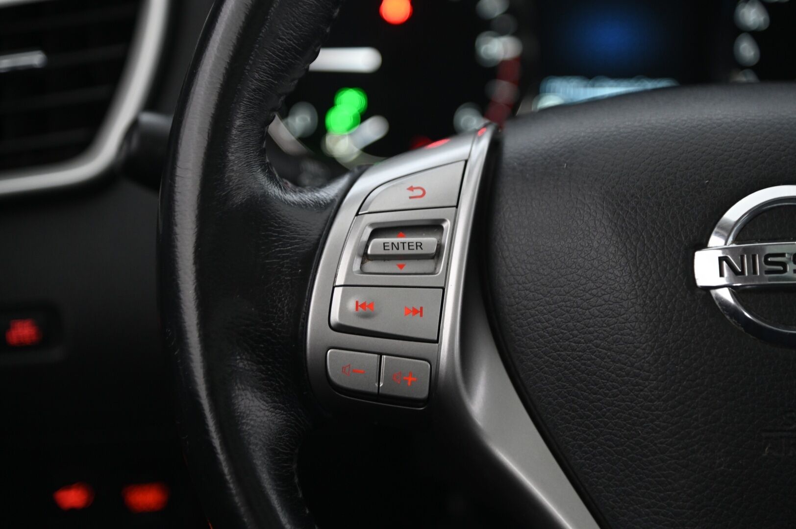 Nissan X-Trail 2016 dCi 130 Business 360 2WD Xtronic 7 Seats E6*Myydään Huutokaupat.com* - *Panorama / Vakkari / Lohko*