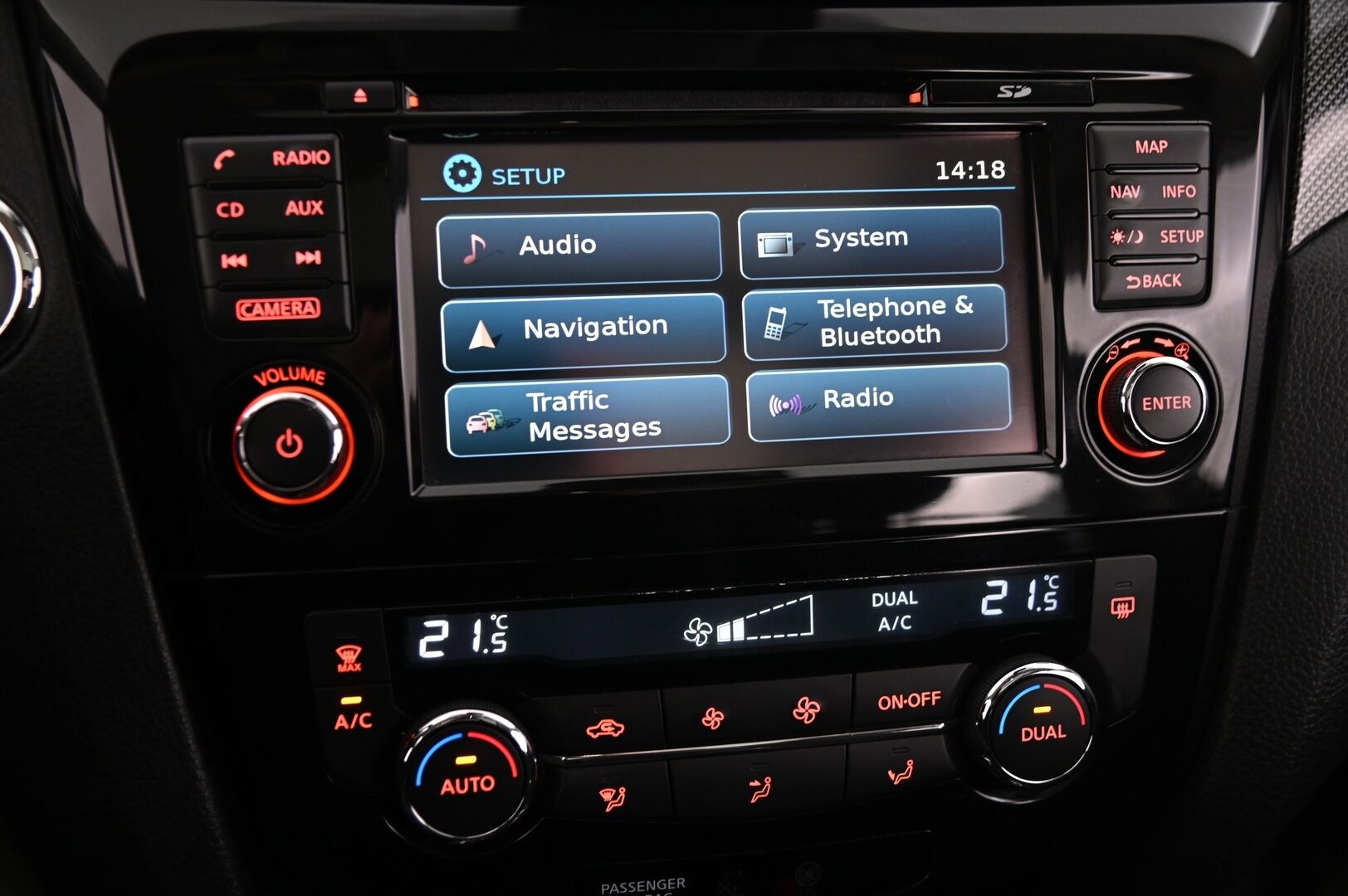 Nissan X-Trail 2016 dCi 130 Business 360 2WD Xtronic 7 Seats E6 - *Panorama / Vakkari / Lohko*