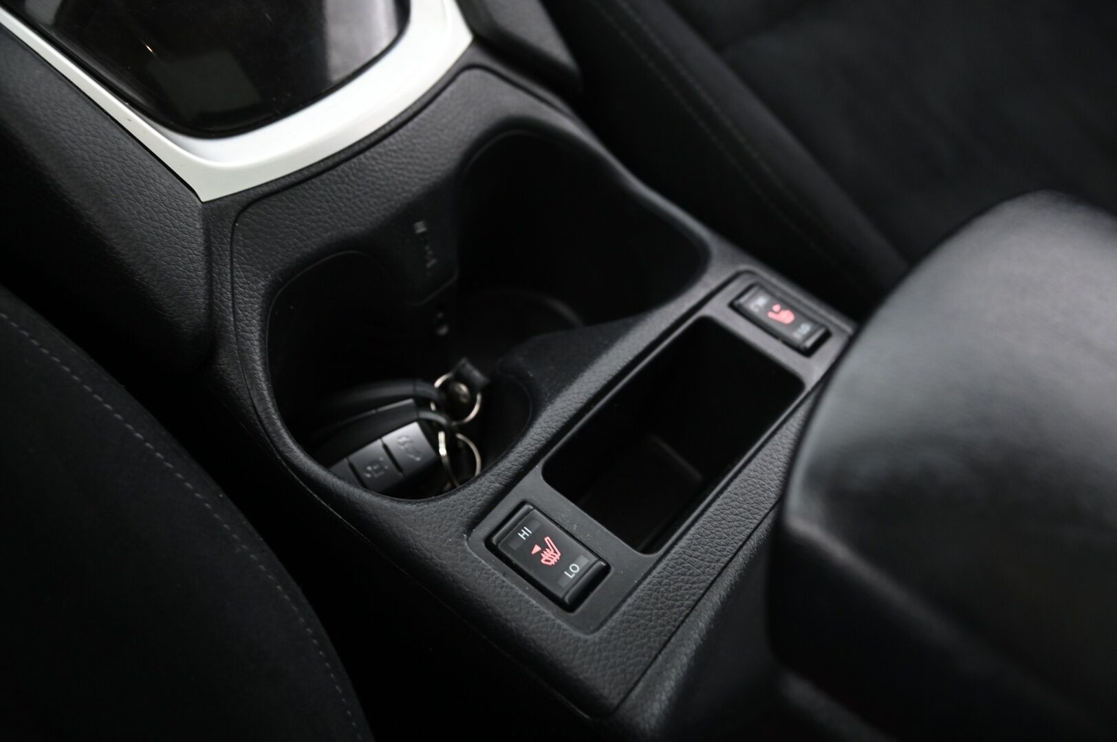 Nissan X-Trail 2016 dCi 130 Business 360 2WD Xtronic 7 Seats E6*Myydään Huutokaupat.com* - *Panorama / Vakkari / Lohko*