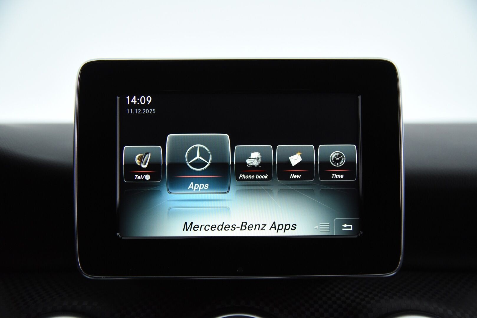 Mercedes-Benz A 2016 180 d A Premium Business / P-Kamera / LED-Ajovalot / Lohko + Sisätilanlämmitin - Siistikuntoinen Suomi-Auto hyvällä huoltohistorialla!