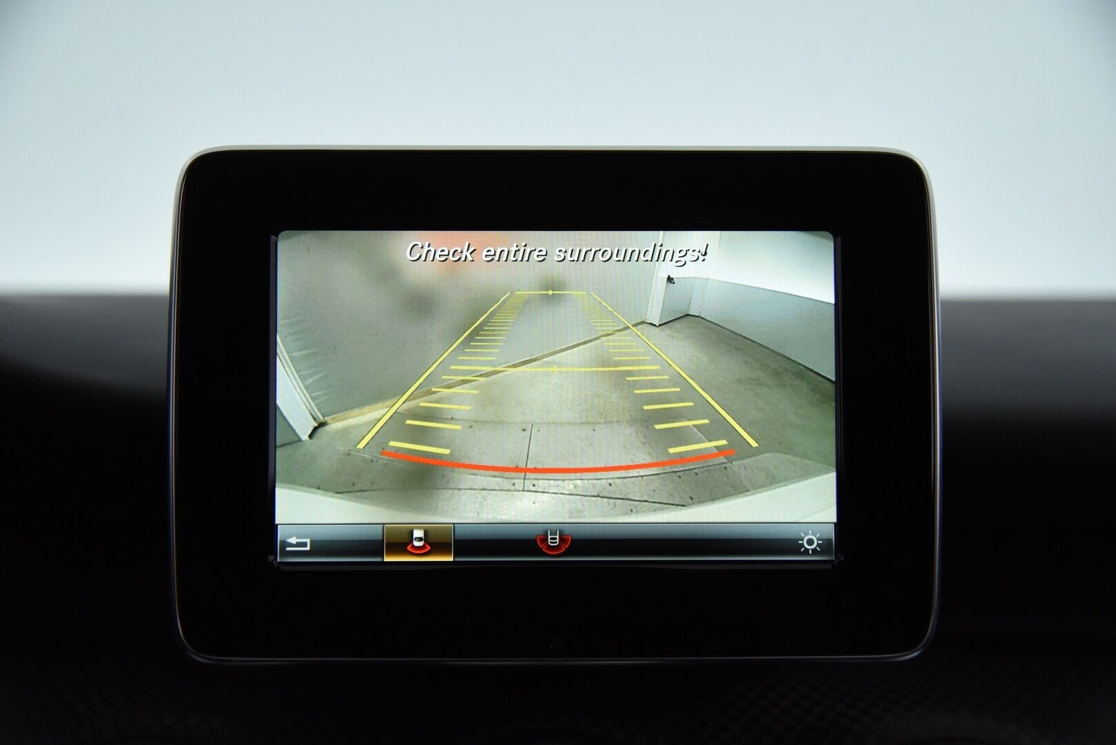 Mercedes-Benz A 2016 180 d A Premium Business / P-Kamera / LED-Ajovalot / Lohko + Sisätilanlämmitin - Siistikuntoinen Suomi-Auto hyvällä huoltohistorialla!