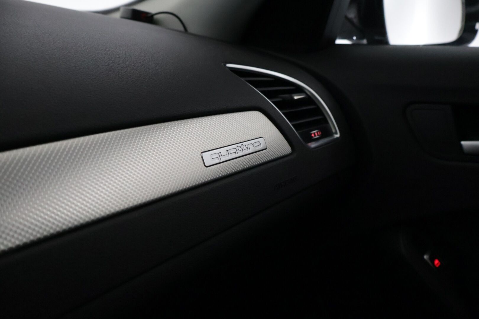 Audi A4 2012 Avant Farmari- Myynnissä Huutokaupat.com:issa
