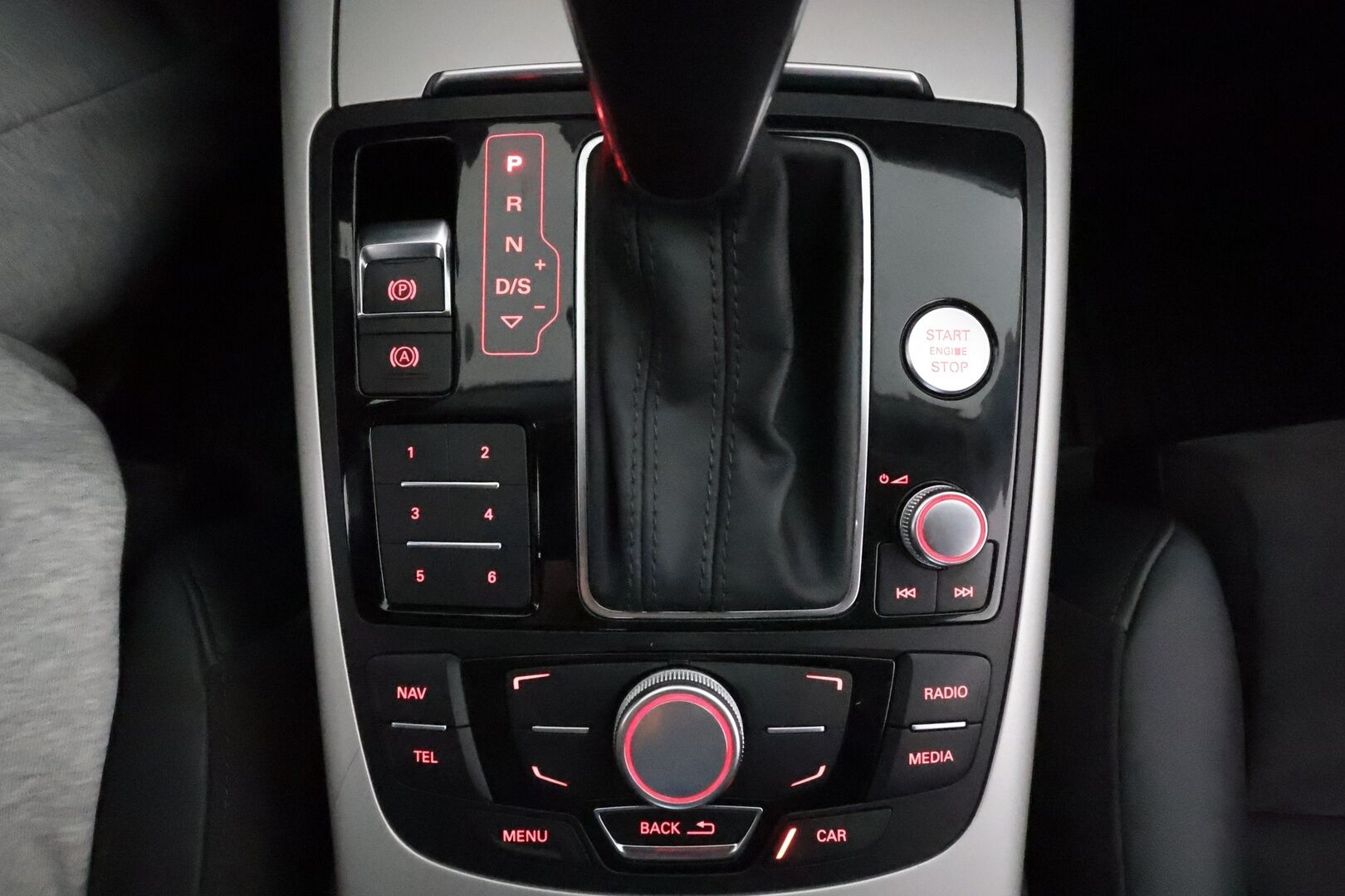 Audi A6 2016 Avant Land of quattro Edition 2,0 TDI 140 kW quattro S tronic **Xenon / Sporttipenkit / Vakkari / Koukku / P.Tutkat** - Suomi-auto / Kahdet Renkaat