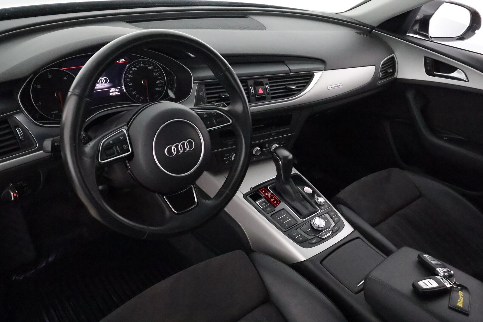 Audi A6 2016 Avant Land of quattro Edition 2,0 TDI 140 kW quattro S tronic **Xenon / Sporttipenkit / Vakkari / Koukku / P.Tutkat** - Suomi-auto / Kahdet Renkaat