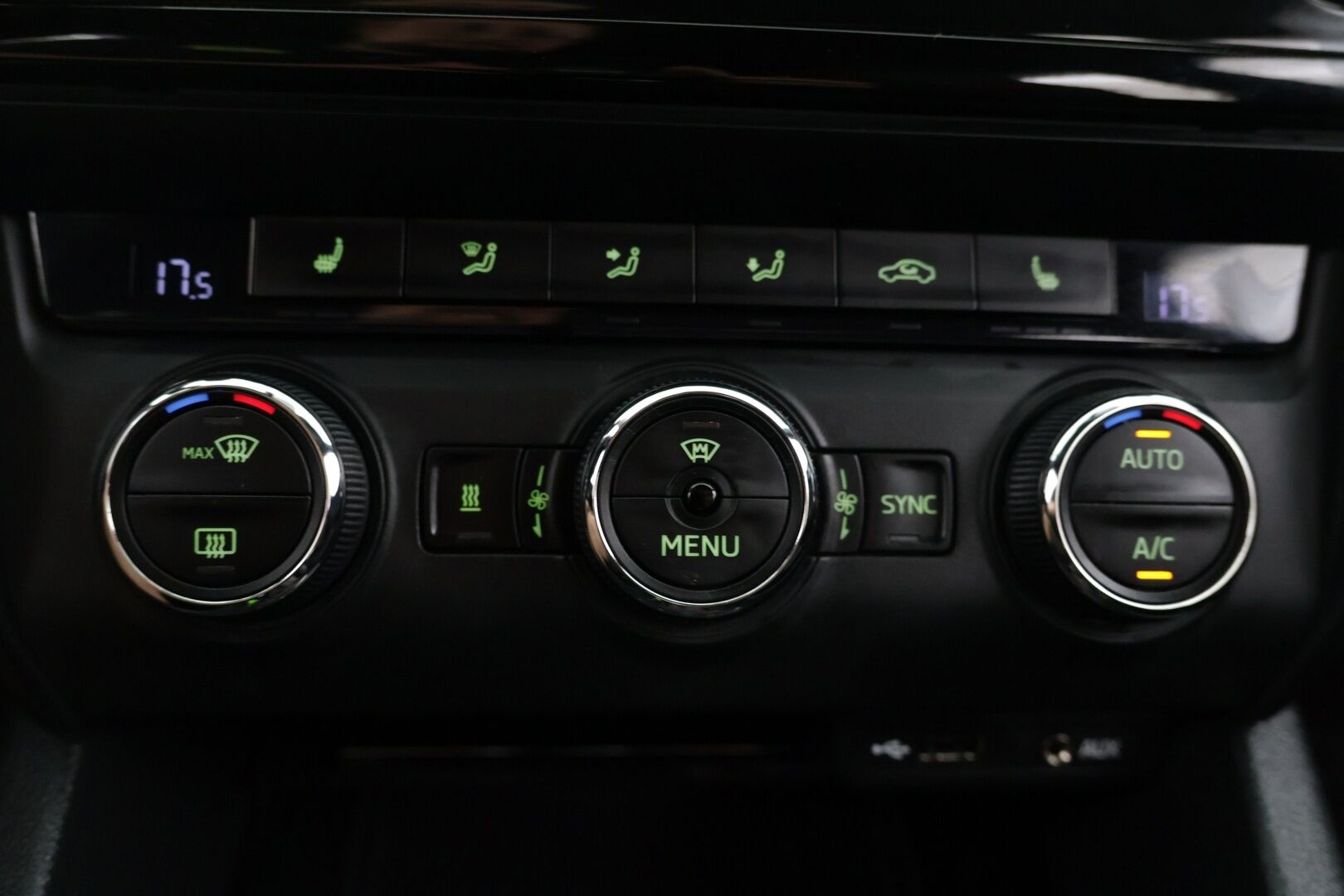 Skoda Octavia 2016 Combi 2,0 TSI RS DSG Autom - Hifit |  ACC | Vetokoukku |  Webasto | Läm. Tuulilasi | Keyless |