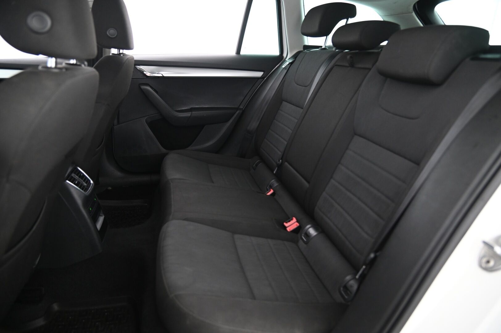 Skoda Octavia 2016 Combi 2,0 TDI 150 Style *- YritysOutlet - Myydään vain yrityksille -* - *- YritysOutlet - Myydään vain yrityksille -*