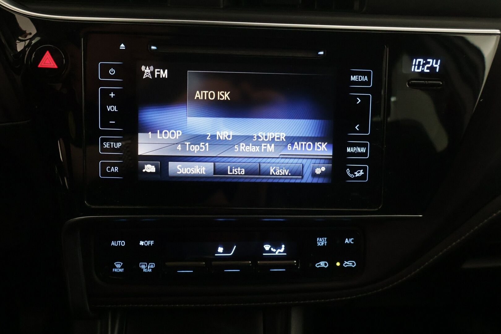 Toyota Auris 2016 Touring Sports 1,6 D-4D Active - | Suomi-Auto | Juuri katsastettu ja huollettu | Navi | Peruutuskamera | Lohkolämmitin sisätilanpistokkeella | 