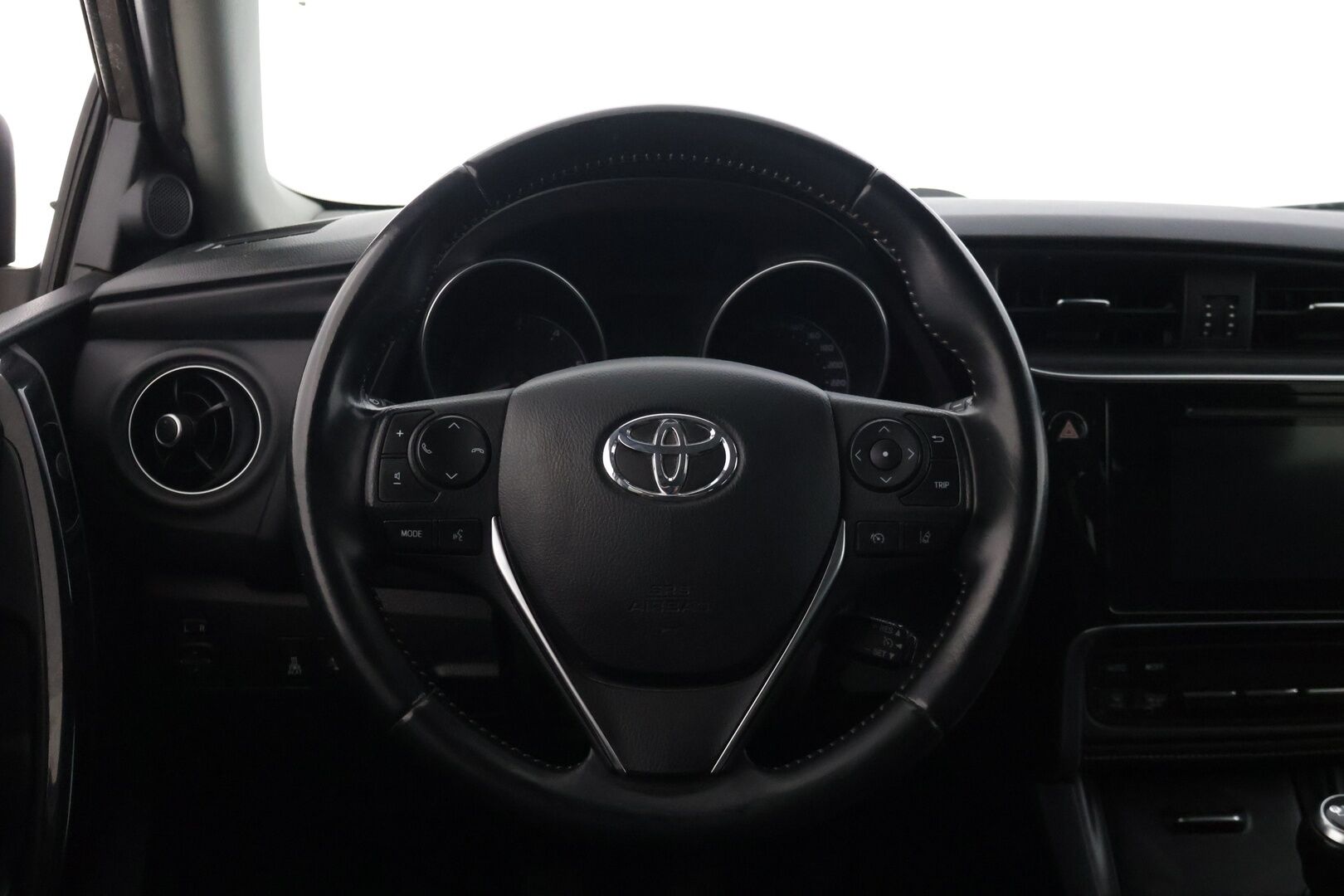 Toyota Auris 2016 Touring Sports 1,6 D-4D Active - | Suomi-Auto | Juuri katsastettu ja huollettu | Navi | Peruutuskamera | Lohkolämmitin sisätilanpistokkeella | 