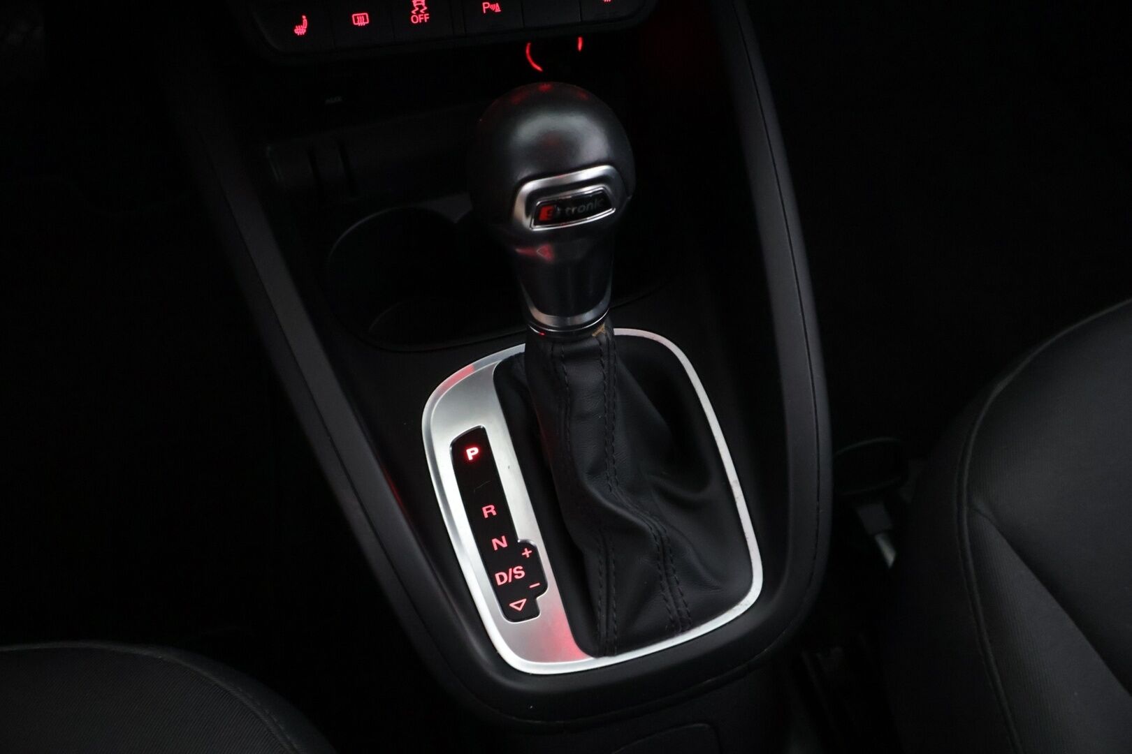 Audi A1 2016 Sportback Comfort 1,4 TFSI 92 kW S tronic */ Suomi-auto / Vakkari / Bluetooth / 2x merkkirenkaat /* - */ Siisti yksilö / Matalat käyttökulut / Ilmainen kotiintoimitus