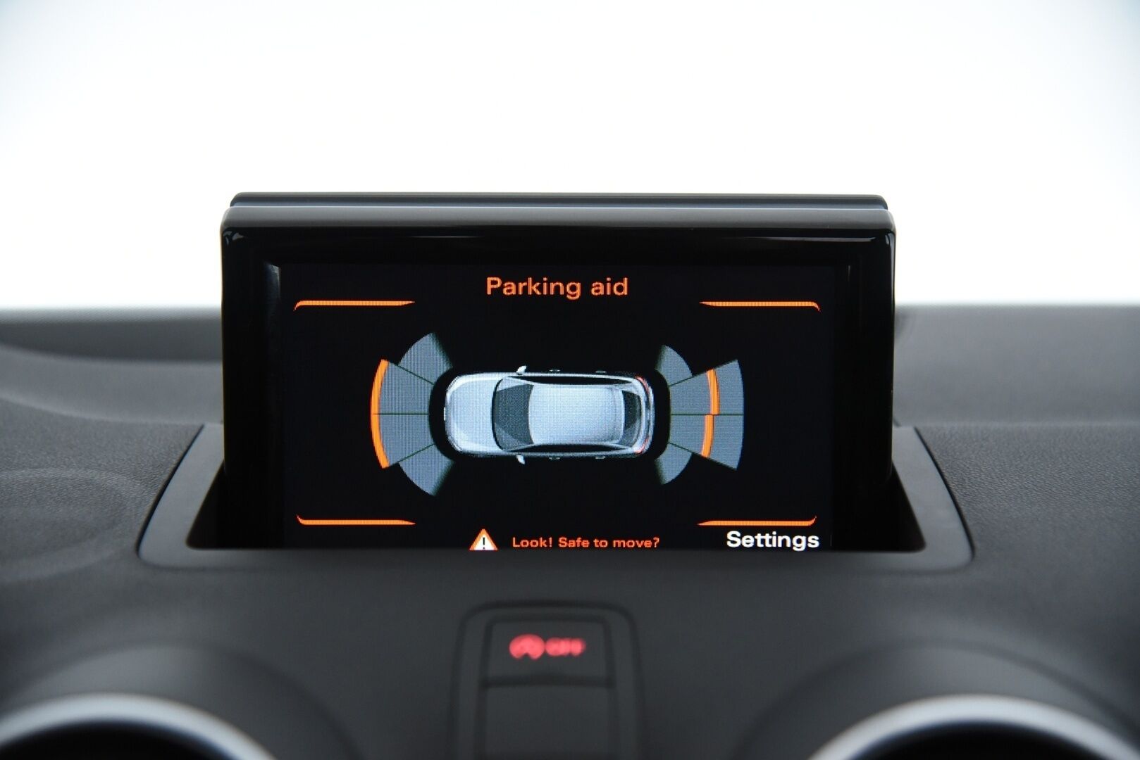 Audi A1 2016 Sportback Comfort 1,4 TFSI 92 kW S tronic - Suomi-auto / Vakionopeudensäädin / Peruutustutkat / Xenon / 2x renkaat / Metalliväri