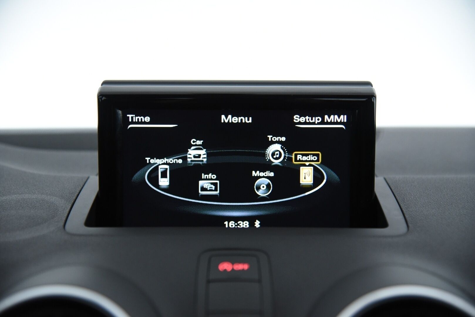 Audi A1 2016 Sportback Comfort 1,4 TFSI 92 kW S tronic - Suomi-auto / Vakionopeudensäädin / Peruutustutkat / Xenon / 2x renkaat / Metalliväri