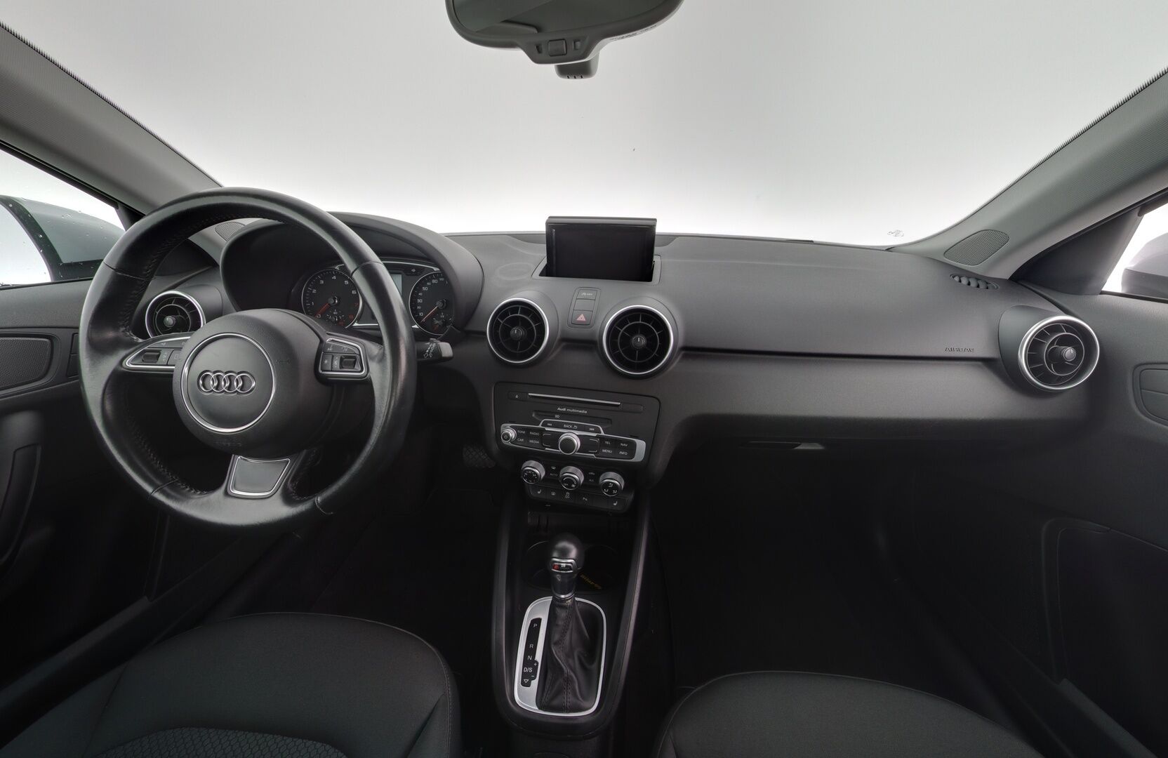 Audi A1 2016 Sportback Comfort 1,4 TFSI 92 kW S tronic */ Suomi-auto / Vakkari / Bluetooth / 2x merkkirenkaat /* - */ Siisti yksilö / Matalat käyttökulut / Ilmainen kotiintoimitus
