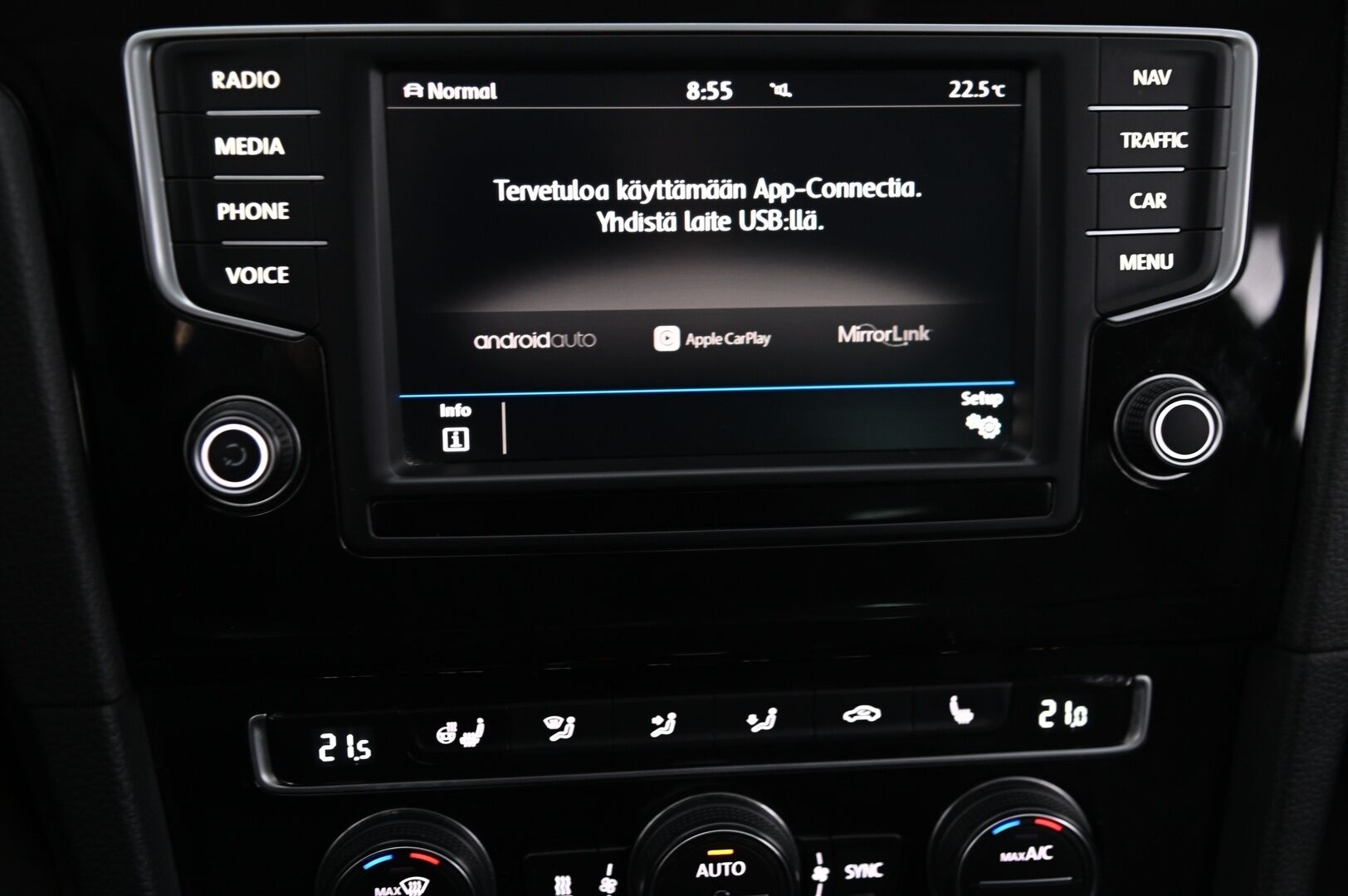 Volkswagen Golf 2017 Variant Allstar 1,4 TSI 110 kW (150 hv) DSG-automaatti * Webasto / Adapt.vakkari / Ratinlämmitin / Keyless * - Suomi-auto / 2x Avain / 2x Vanteet ja renkaat / 110kw - HULLU BLACKWEEK KORKOTARJOUS 2,49%