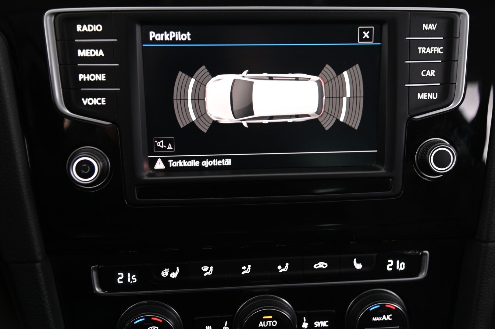 Volkswagen Golf 2017 Variant Allstar 1,4 TSI 110 kW (150 hv) DSG-automaatti * Webasto / Adapt.vakkari / Ratinlämmitin / Keyless * - Suomi-auto / 2x Avain / 2x Vanteet ja renkaat / 110kw 