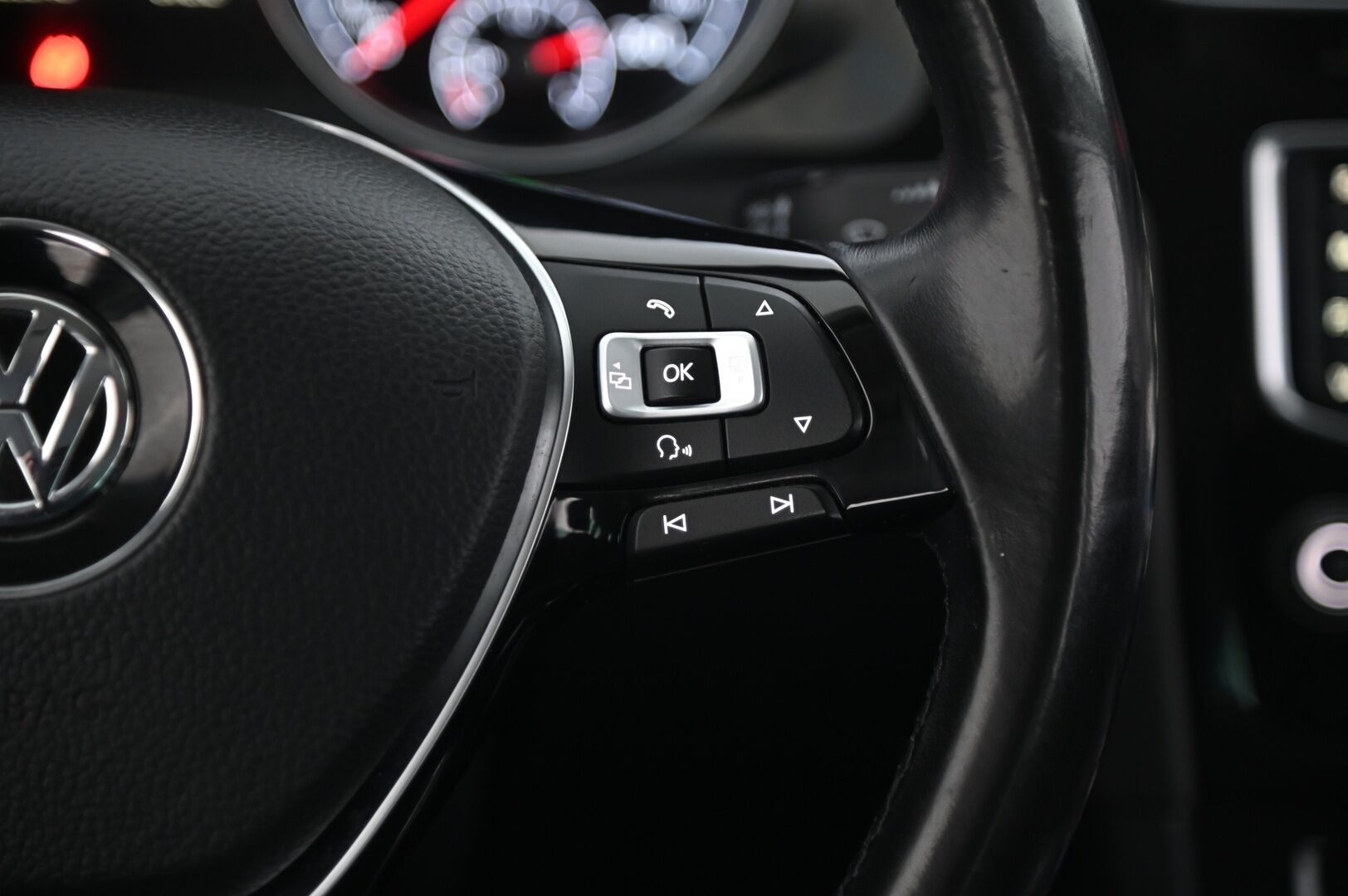 Volkswagen Golf 2017 Variant Allstar 1,4 TSI 110 kW (150 hv) DSG-automaatti * Webasto / Adapt.vakkari / Ratinlämmitin / Keyless * - Suomi-auto / 2x Avain / 2x Vanteet ja renkaat / 110kw - HULLUT JOULUT KORKOTARJOUS 2,49% 