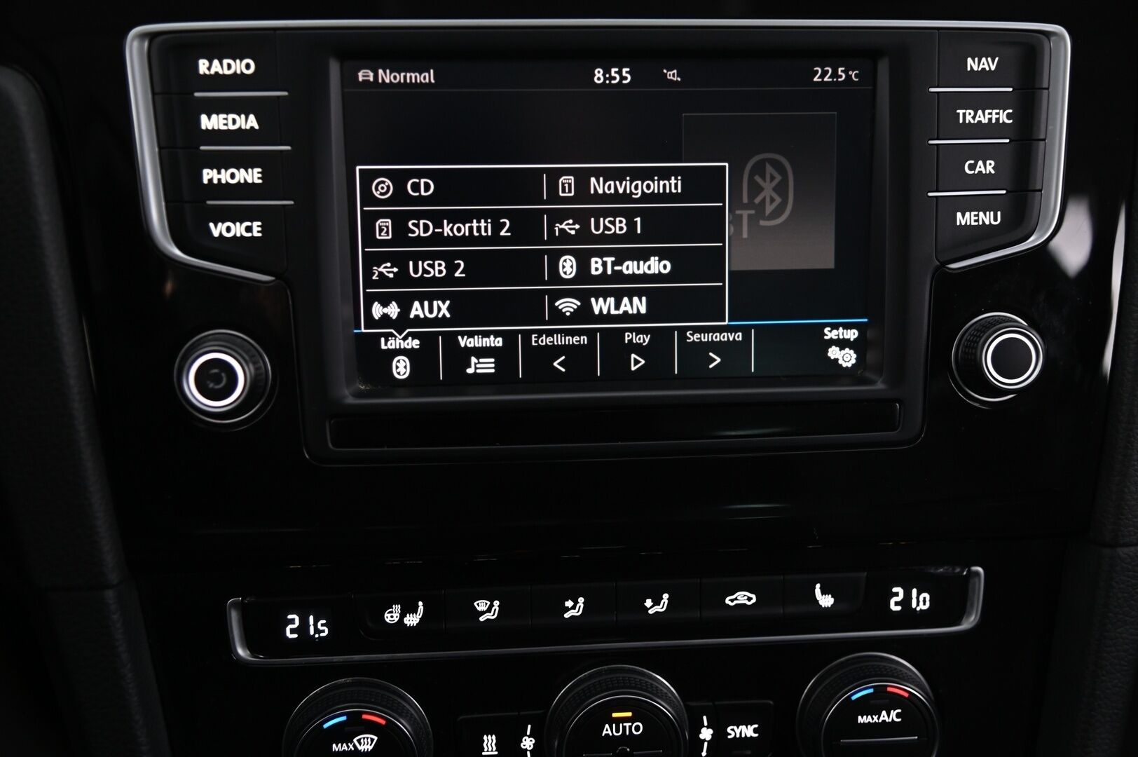 Volkswagen Golf 2017 Variant Allstar 1,4 TSI 110 kW (150 hv) DSG-automaatti * Webasto / Adapt.vakkari / Ratinlämmitin / Keyless * - Suomi-auto / 2x Avain / 2x Vanteet ja renkaat / 110kw - HULLUT JOULUT KORKOTARJOUS 2,49% 