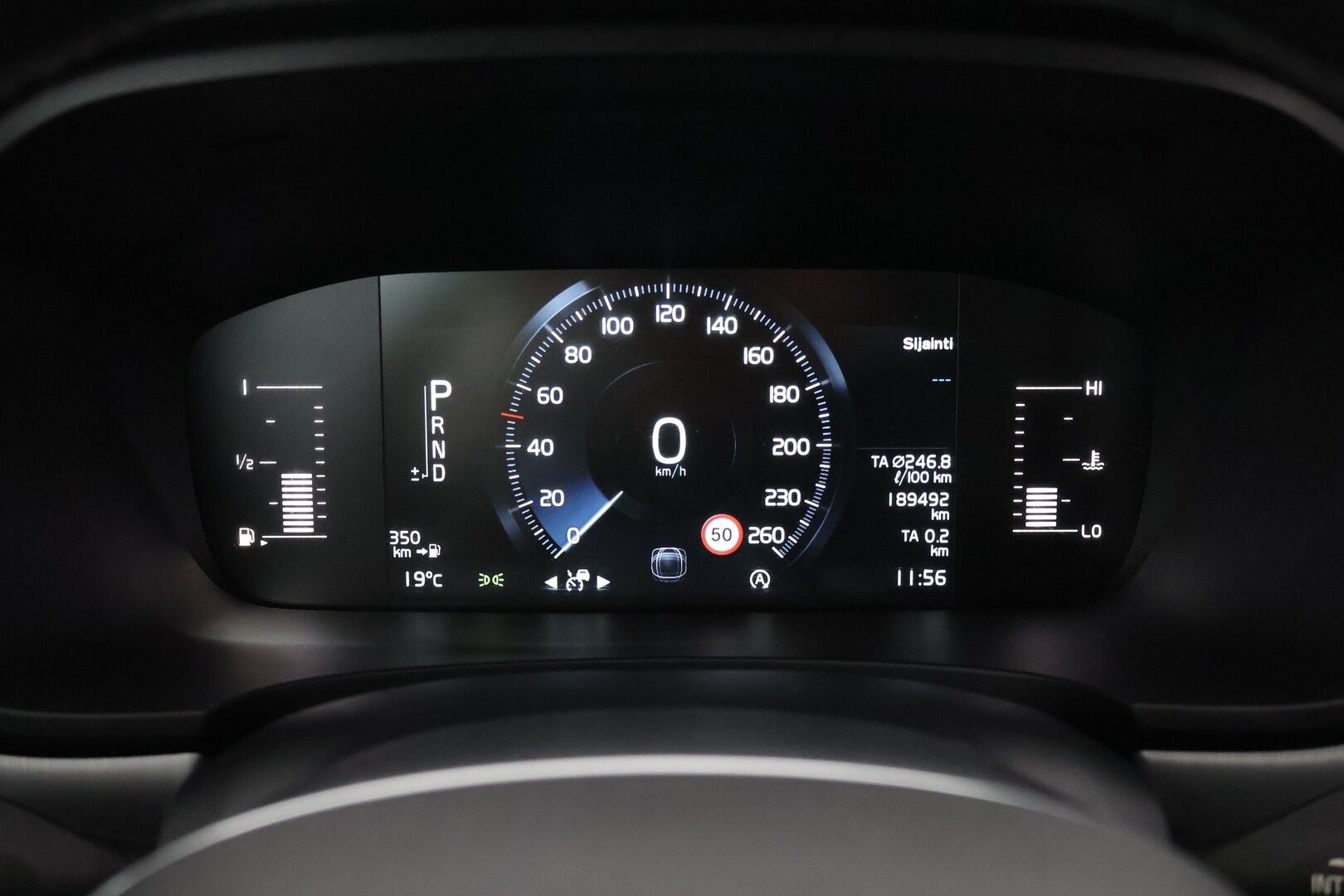Volvo V90 2017 D4 Momentum aut - | 2 om. Suomi-auto | Adapt. Vak. | Webasto | Pilot assist | Navi | Ei Ad-Blueta | Puolinahat | Merkkihuollettu | Todella siisti |