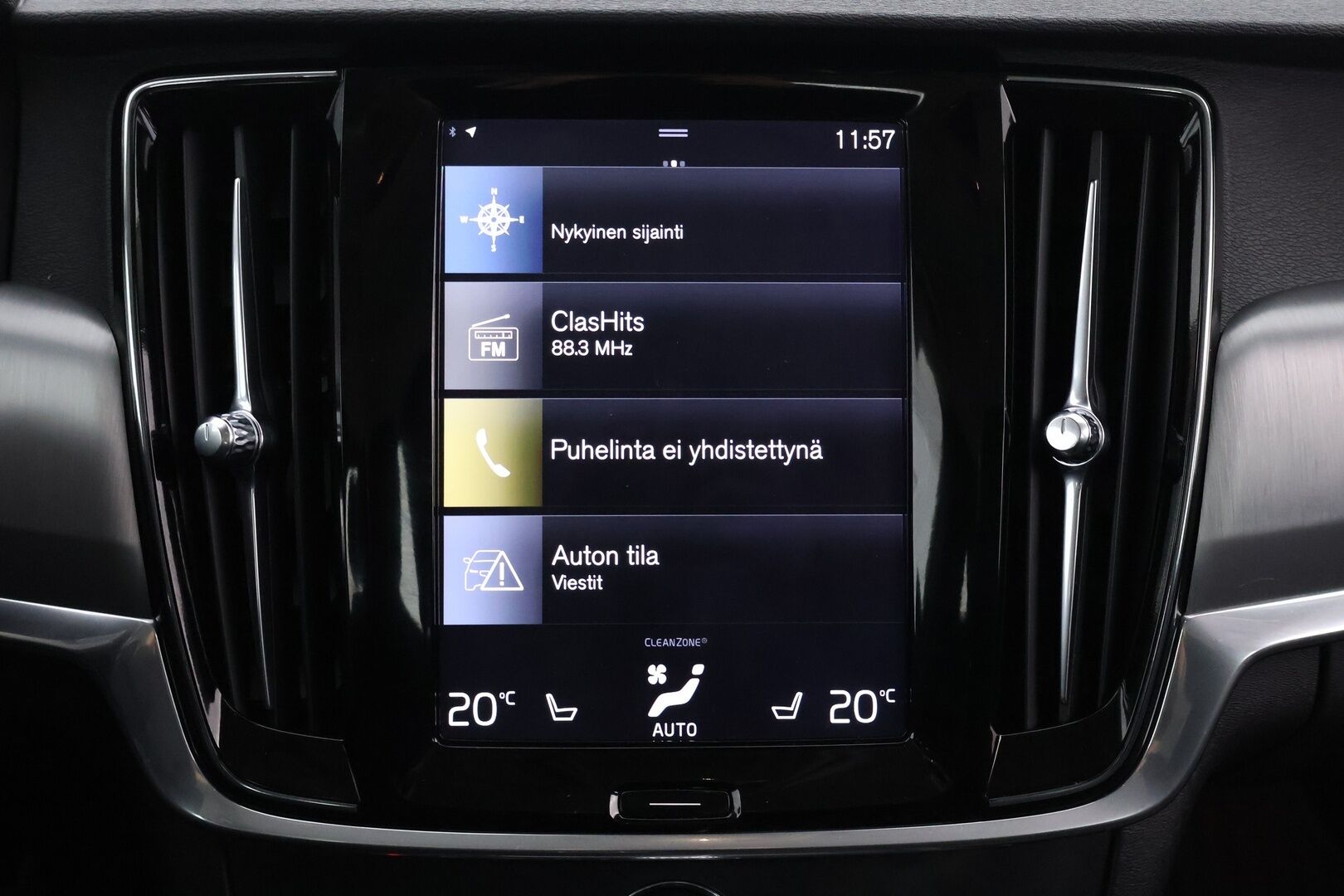Volvo V90 2017 D4 Momentum aut - | 2 om. Suomi-auto | Adapt. Vak. | Webasto | Pilot assist | Navi | Ei Ad-Blueta | Puolinahat | Merkkihuollettu | Todella siisti |